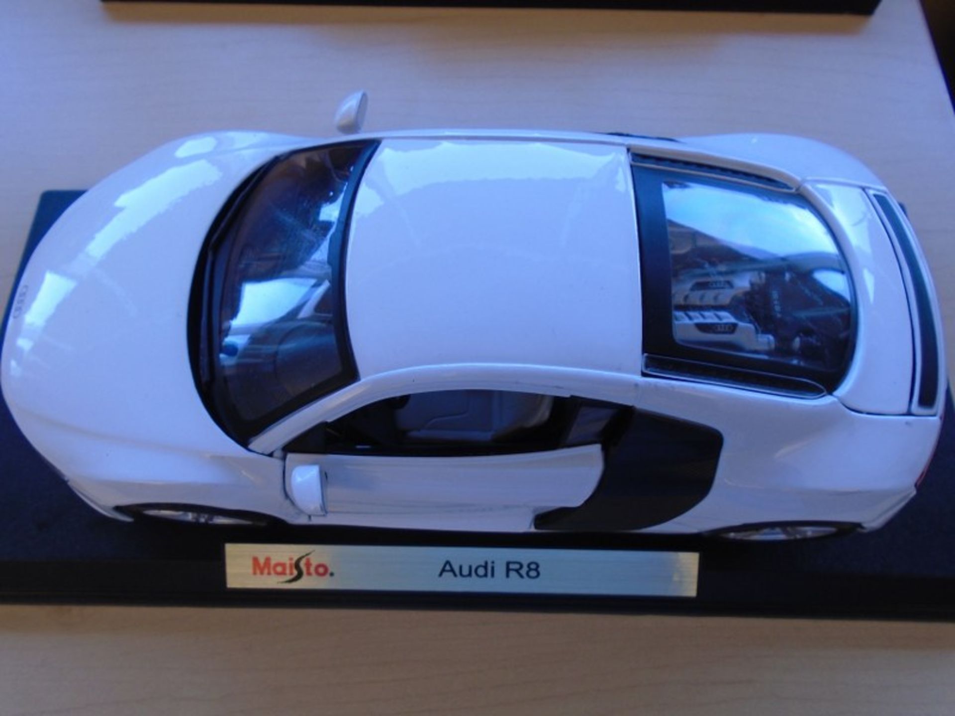 Audi R8 Replica 1:18 Scale