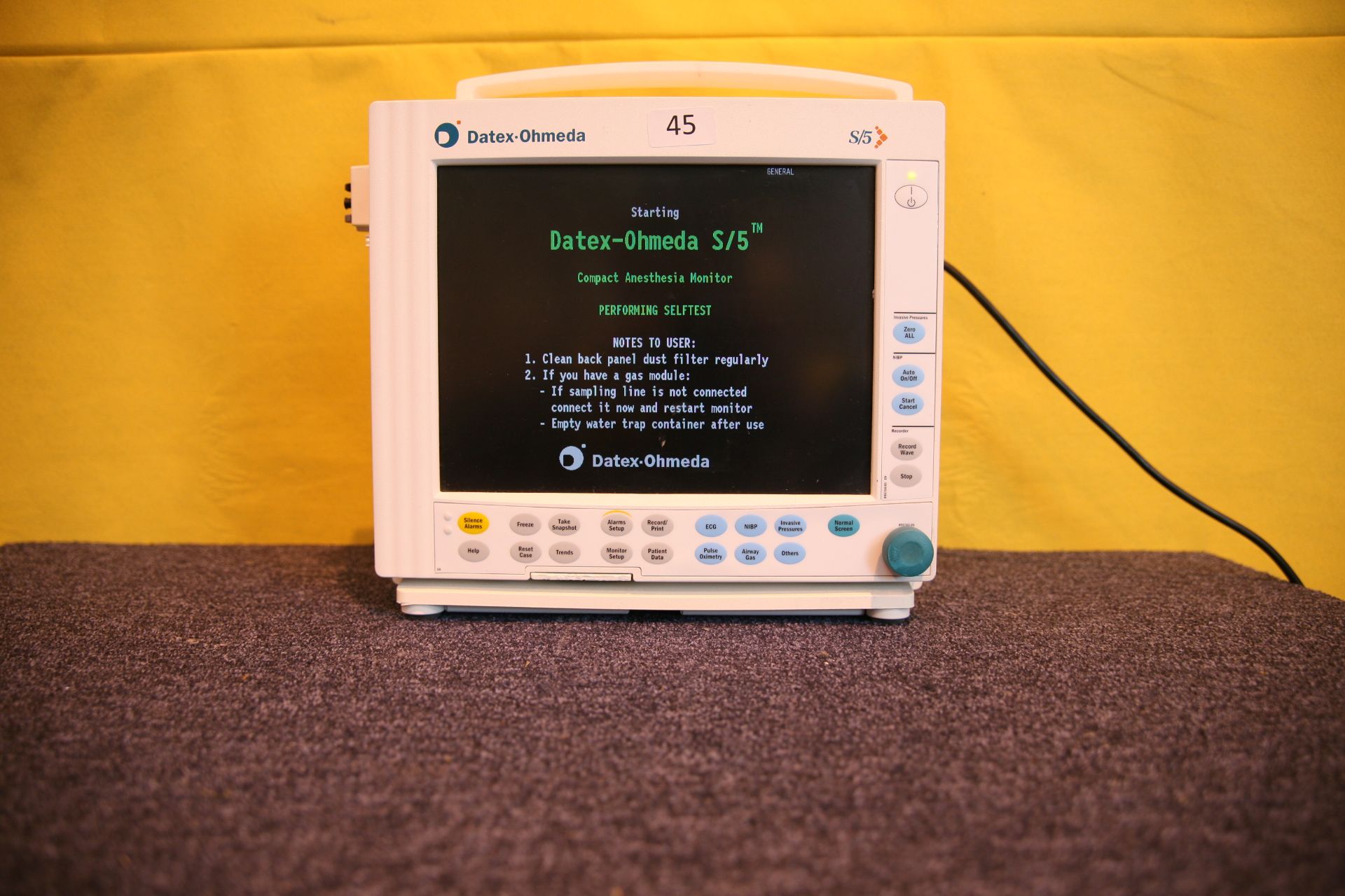 Datex Ohmeda S/5 Patient Monitor With 2x Modules (E-PRESTN And M-NESTPR) *Powers Up*