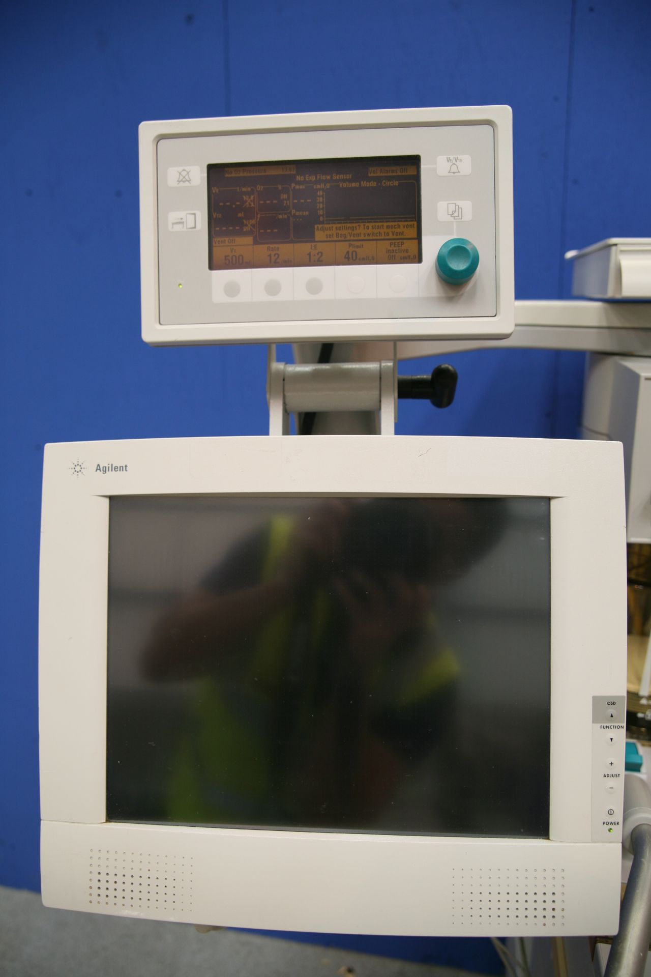 Datex Ohmeda Aestiva 5 Anaethesia Trolley with Agilent Monitor, Smart Vent, Absorber, - Image 3 of 6