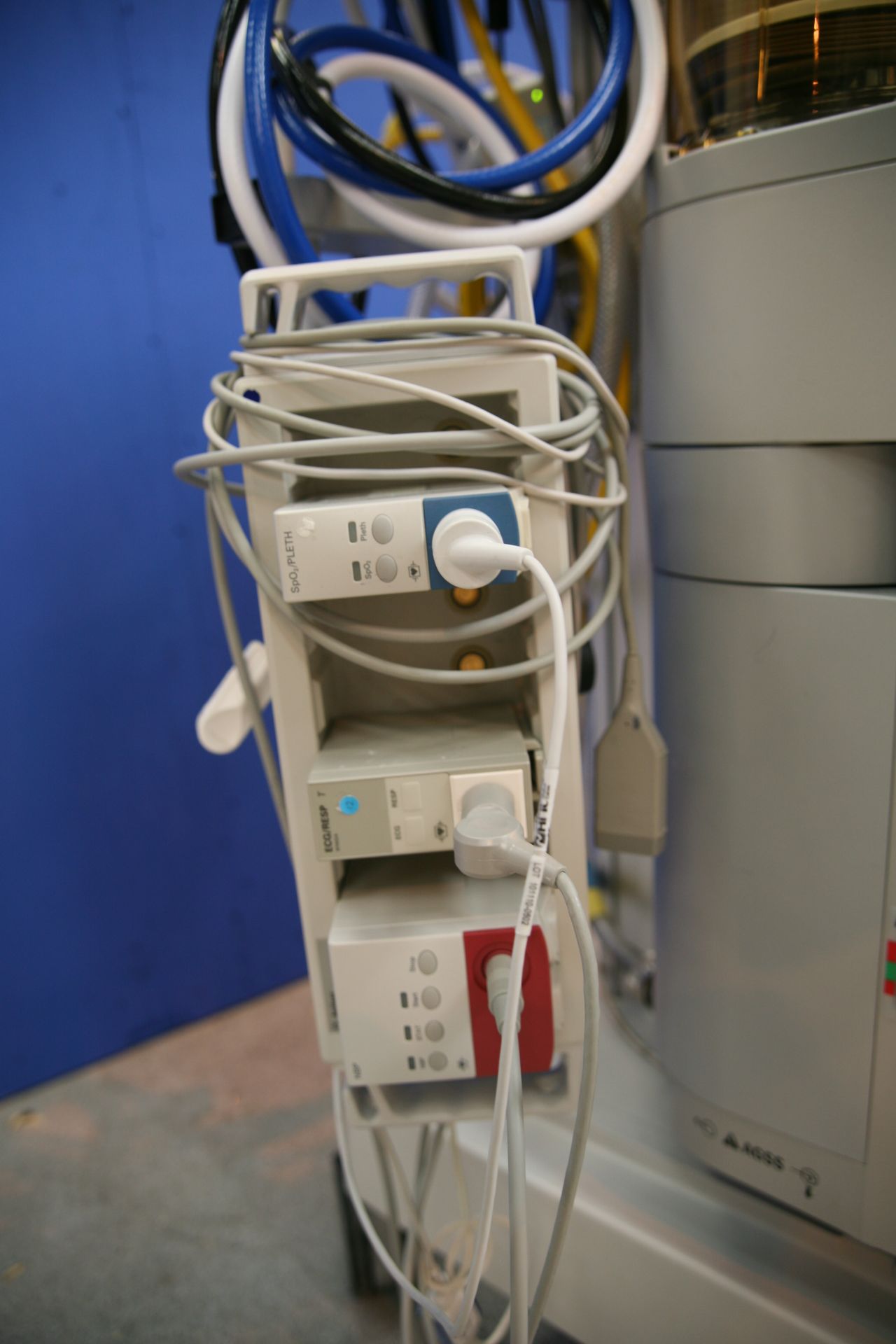 Datex Ohmeda Aestiva 5 Anaethesia Trolley with Agilent Monitor, Smart Vent, Absorber, - Image 6 of 6