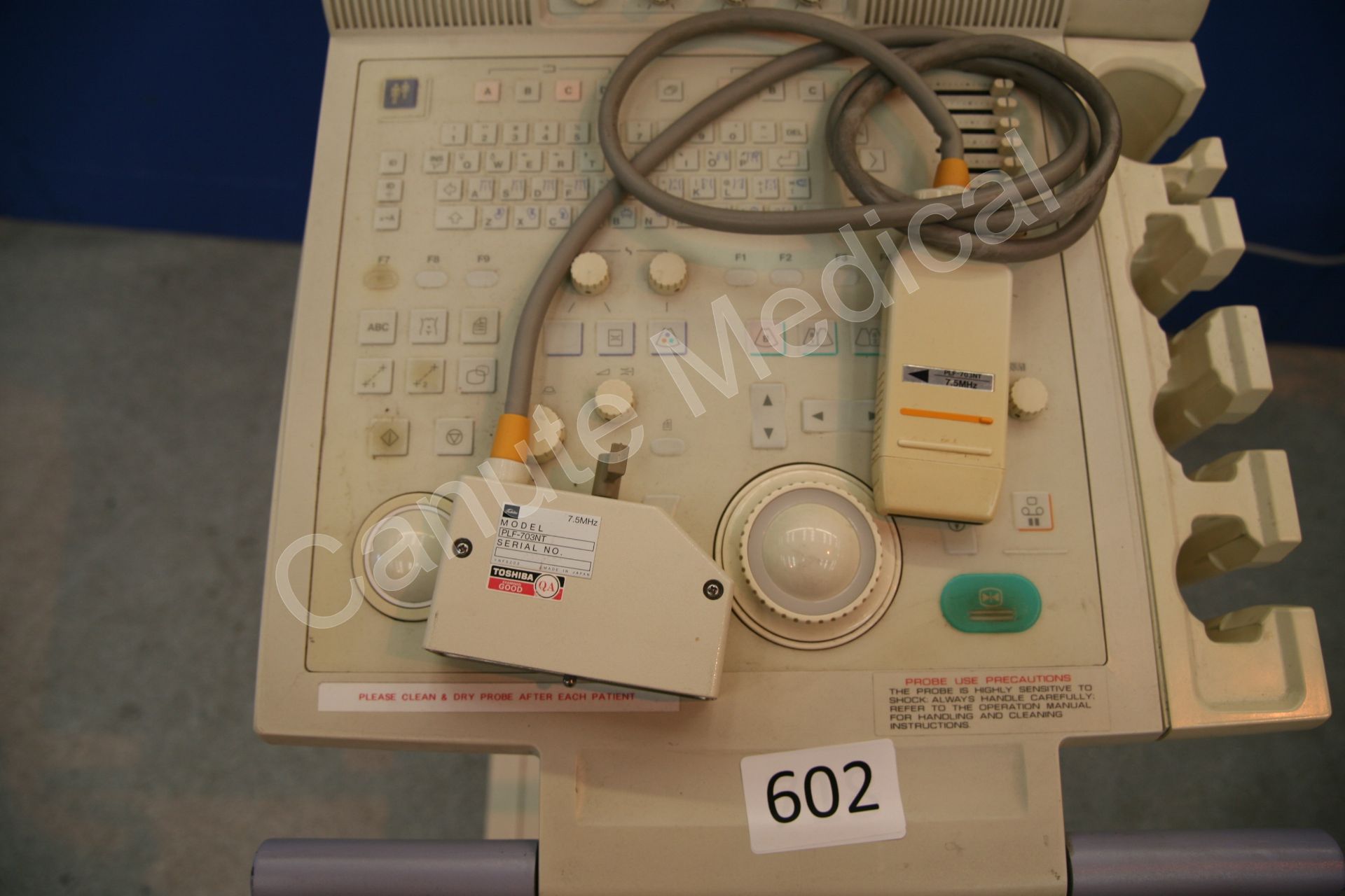 Toshiba ECC CEE Ultrasound Unit With Probe Toshiba PLF-703NT 7. - Image 4 of 4