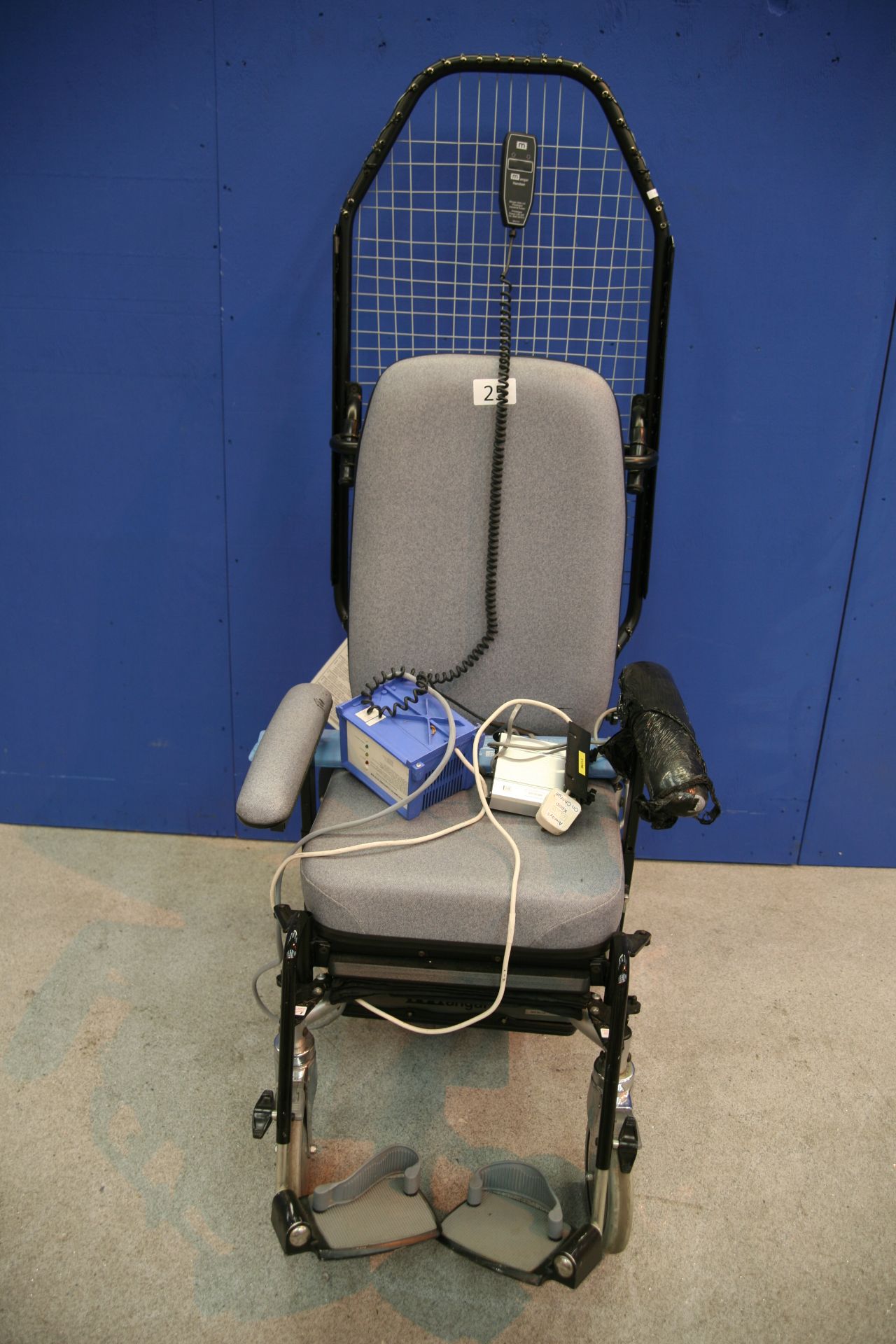 Mangar Porter Electric Chair with Controller and Charger