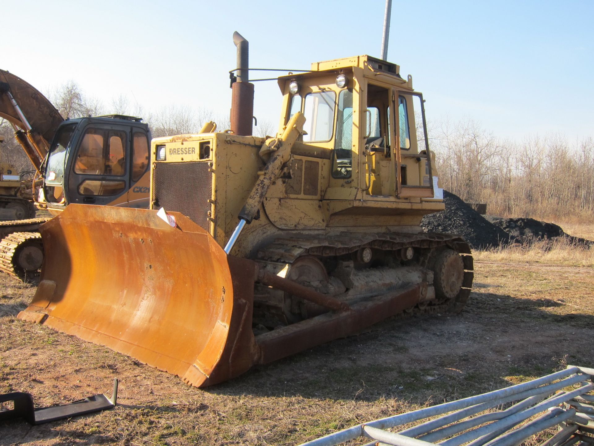 2001 Dresser Tractor crawler dozer, Model TD20-G with EROPS cab with AC, semi U four way blade. - Image 2 of 4