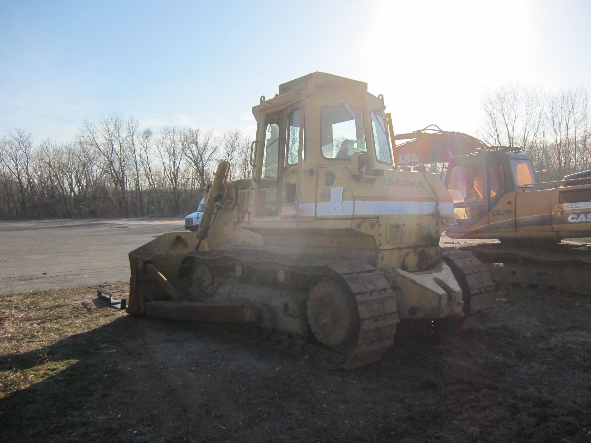 2001 Dresser Tractor crawler dozer, Model TD20-G with EROPS cab with AC, semi U four way blade. - Image 4 of 4