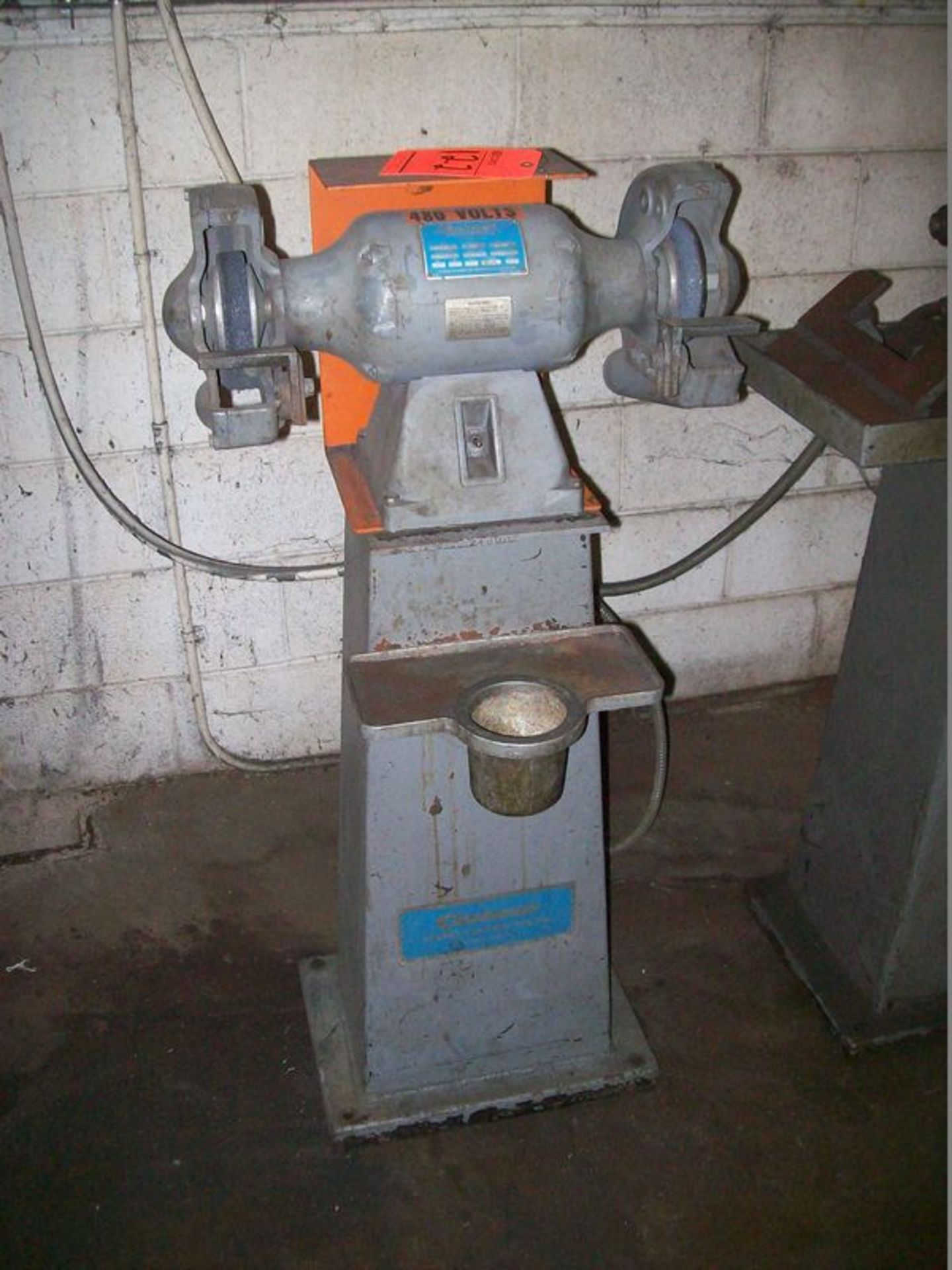 Cincinnati 6" double end pedestal grinder, M/N 103, 3/4 HP, 3 PH, 480 V