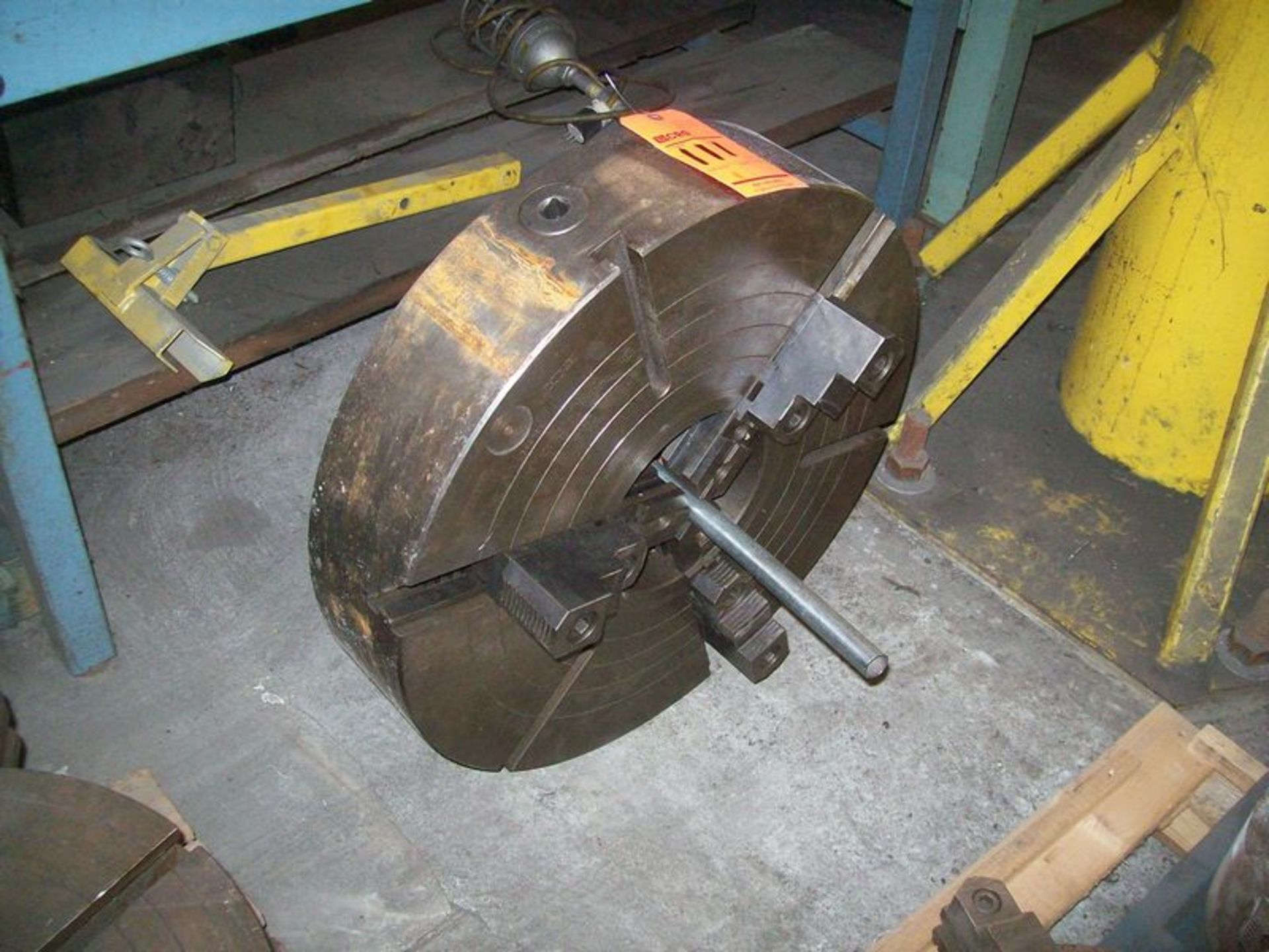 24" 3-jaw chuck