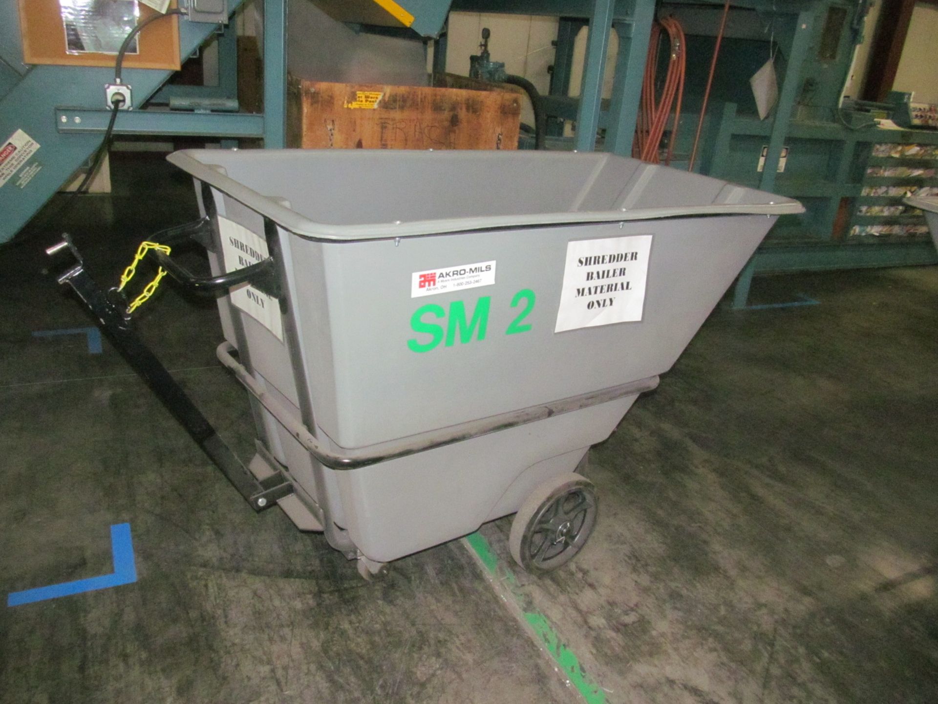 Lot of (5) assorted Akromils self-dumping hoppers with metal frame and plastic hopper- (1) yard - Image 3 of 4