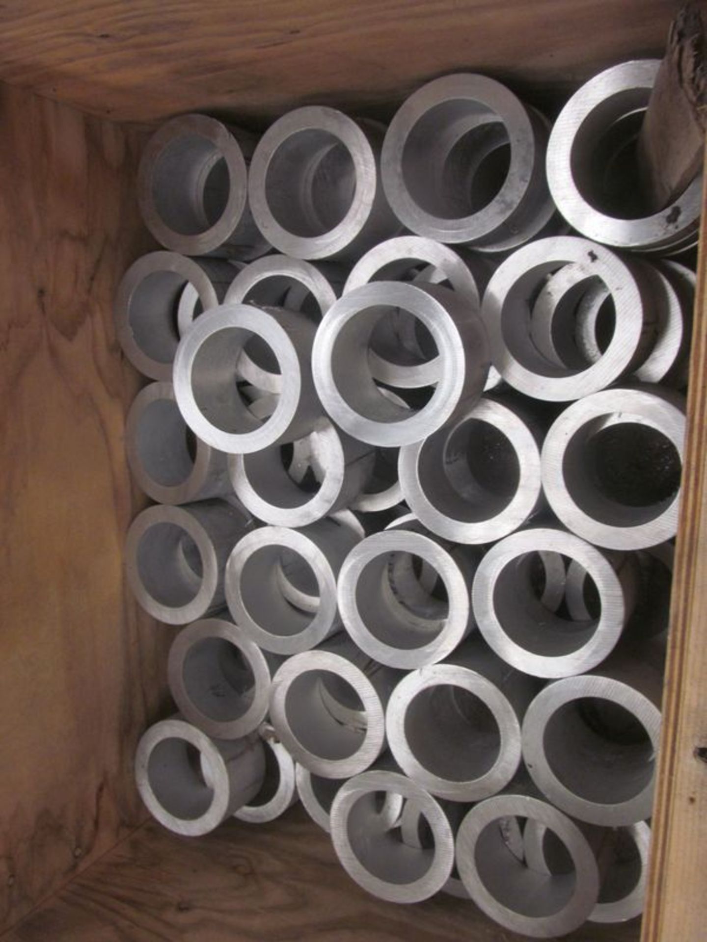Lot of (75) pieces Stainless Steel grade 304L, 7.25/5.25 diameter x 4" length (Blg 1 floor)