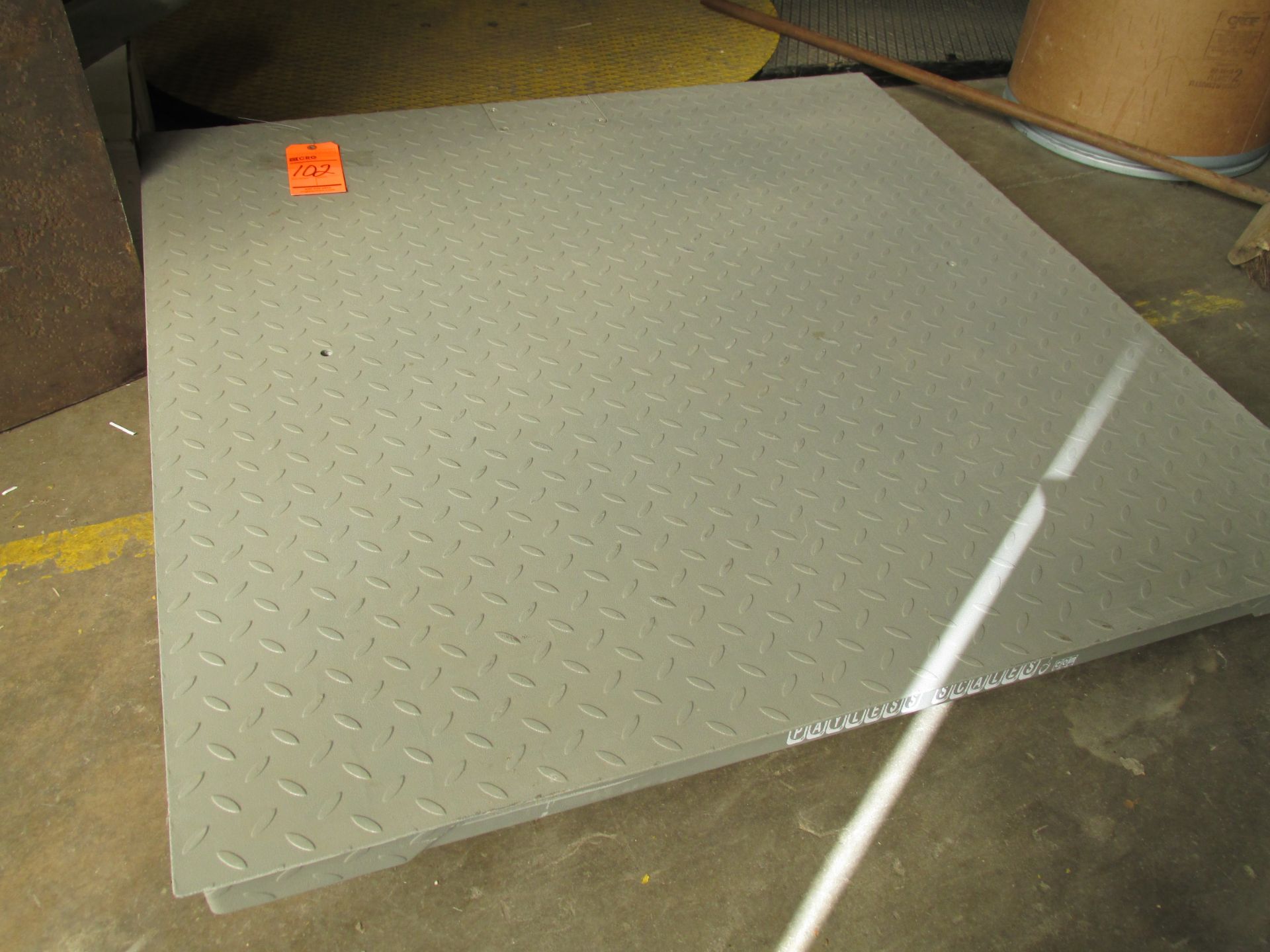 Payless, m/n ELACS-5KF, 48" x 48" platform/pallet scale, 5,000 x 1-lb. capacity - no digital