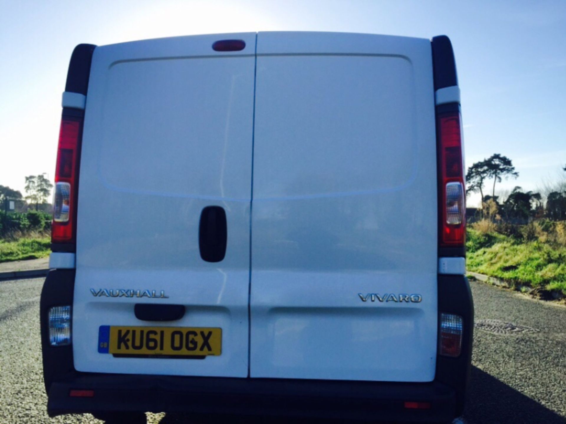VAUXHALL VIVARO 2.0CDTI - 2012 MODEL - ELECTRIC PACK - 1 OWNER FROM NEW - FULL SERVICE HISTORY!!!! - Image 4 of 9