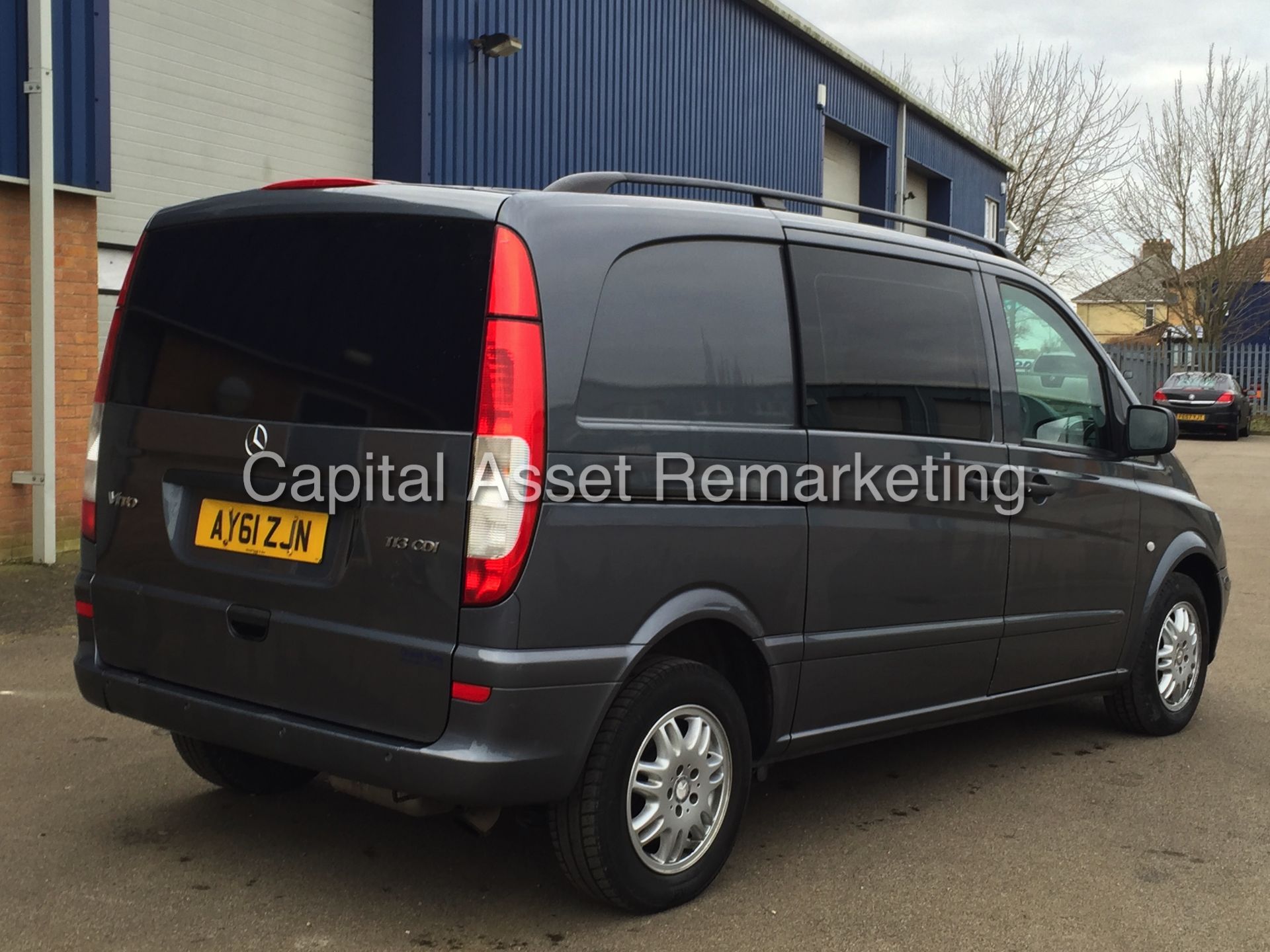 (ON SALE) MERCEDES VITO 113 CDI (2012 MODEL) DUAL LINER - AUTO - AIR CON -  'HUGE SPEC' 1 OWNER - Image 7 of 23