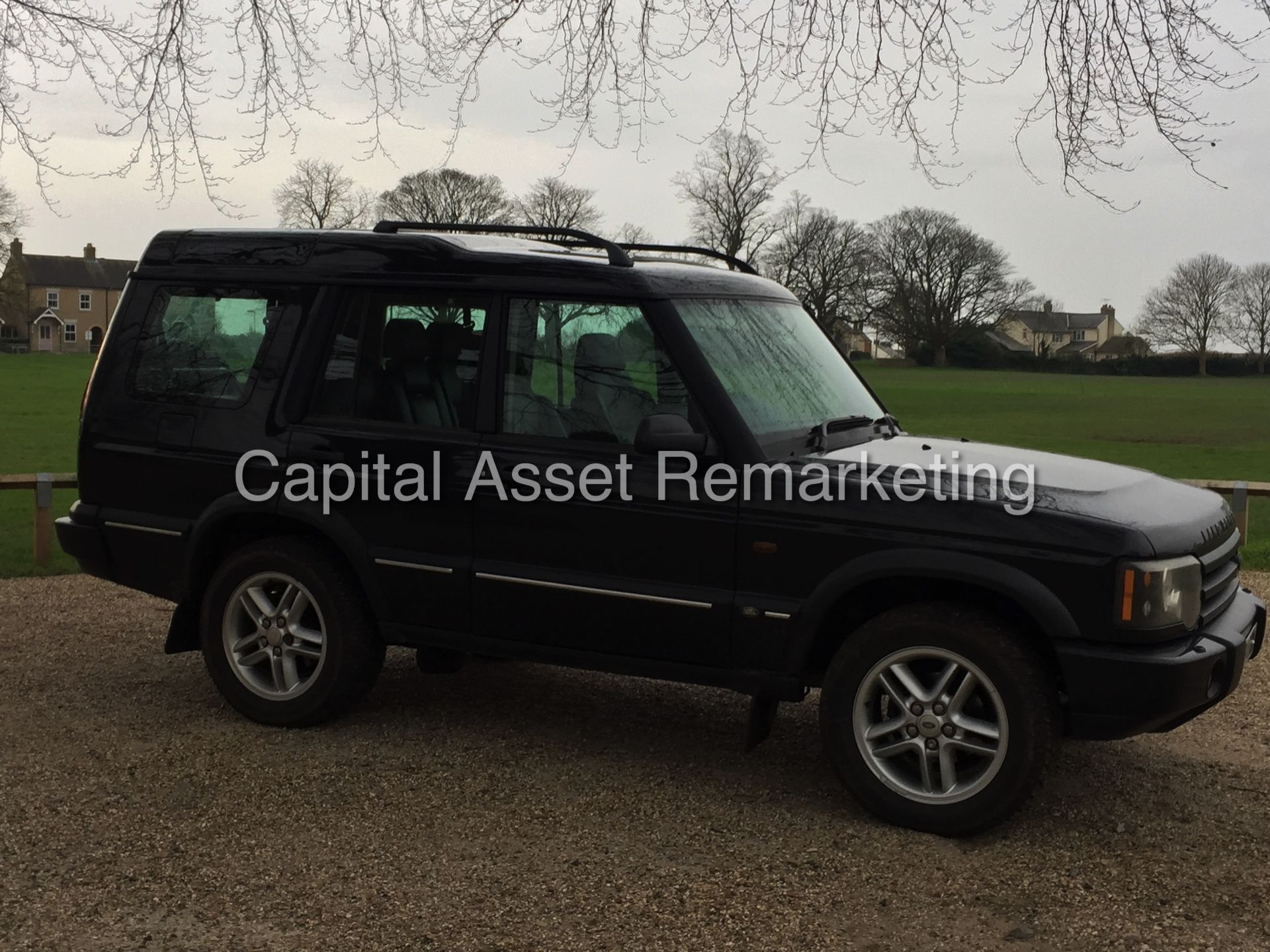 LAND ROVER DISCOVERY TD5 'LANDMARK' (2004 - 04 REG) 7 SEATER - LEATHER - AUTO (NO VAT - SAVE 20%) - Image 8 of 20