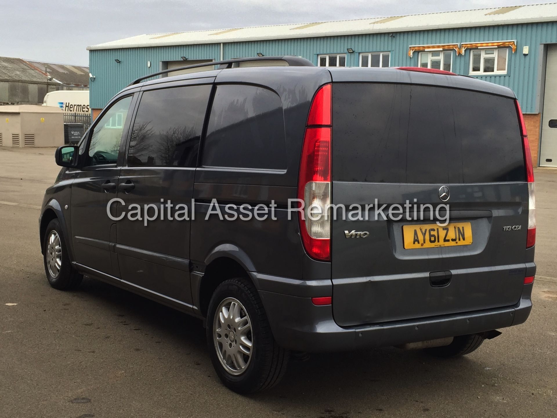 (ON SALE) MERCEDES VITO 113 CDI (2012 MODEL) DUAL LINER - AUTO - AIR CON -  'HUGE SPEC' 1 OWNER - Image 5 of 23