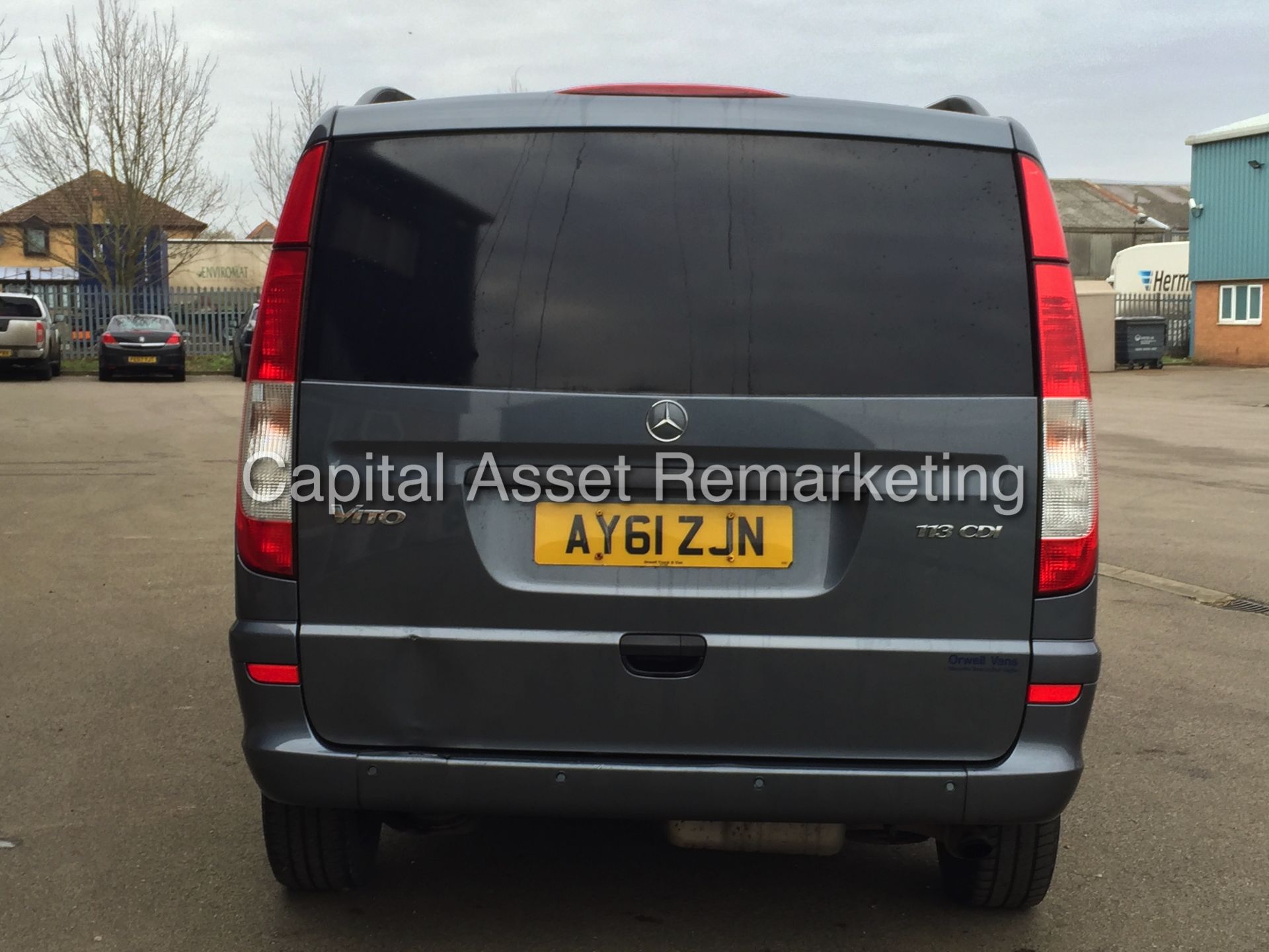 (ON SALE) MERCEDES VITO 113 CDI (2012 MODEL) DUAL LINER - AUTO - AIR CON -  'HUGE SPEC' 1 OWNER - Image 6 of 23