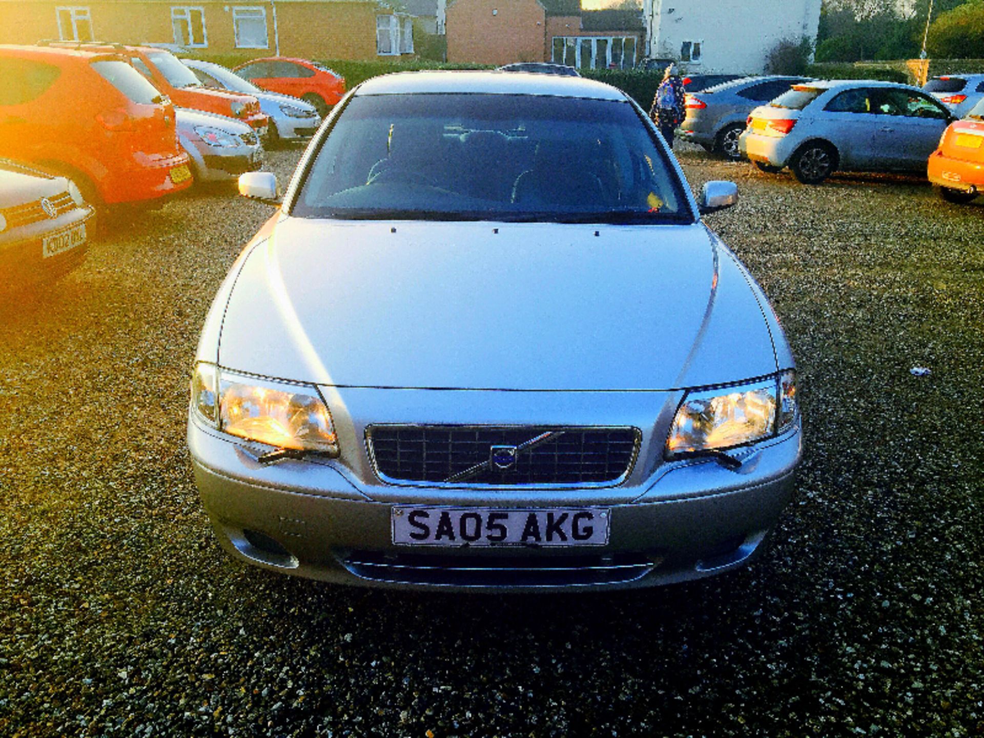 (On Sale) VOLVO S80 SE 2.4 D5 AUTO 2005(05) REG**METALLIC SILVER**A/C*CLIMATE CONTROL*FULL LEATHER* - Image 3 of 17