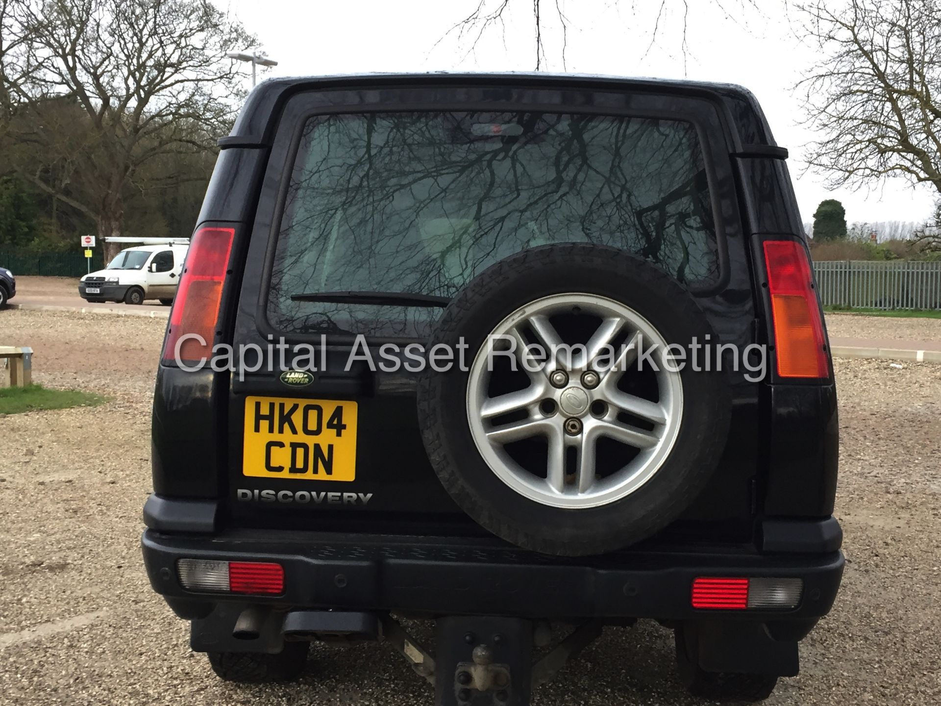LAND ROVER DISCOVERY TD5 'LANDMARK' (2004 - 04 REG) 7 SEATER - LEATHER - AUTO (NO VAT - SAVE 20%) - Image 6 of 20