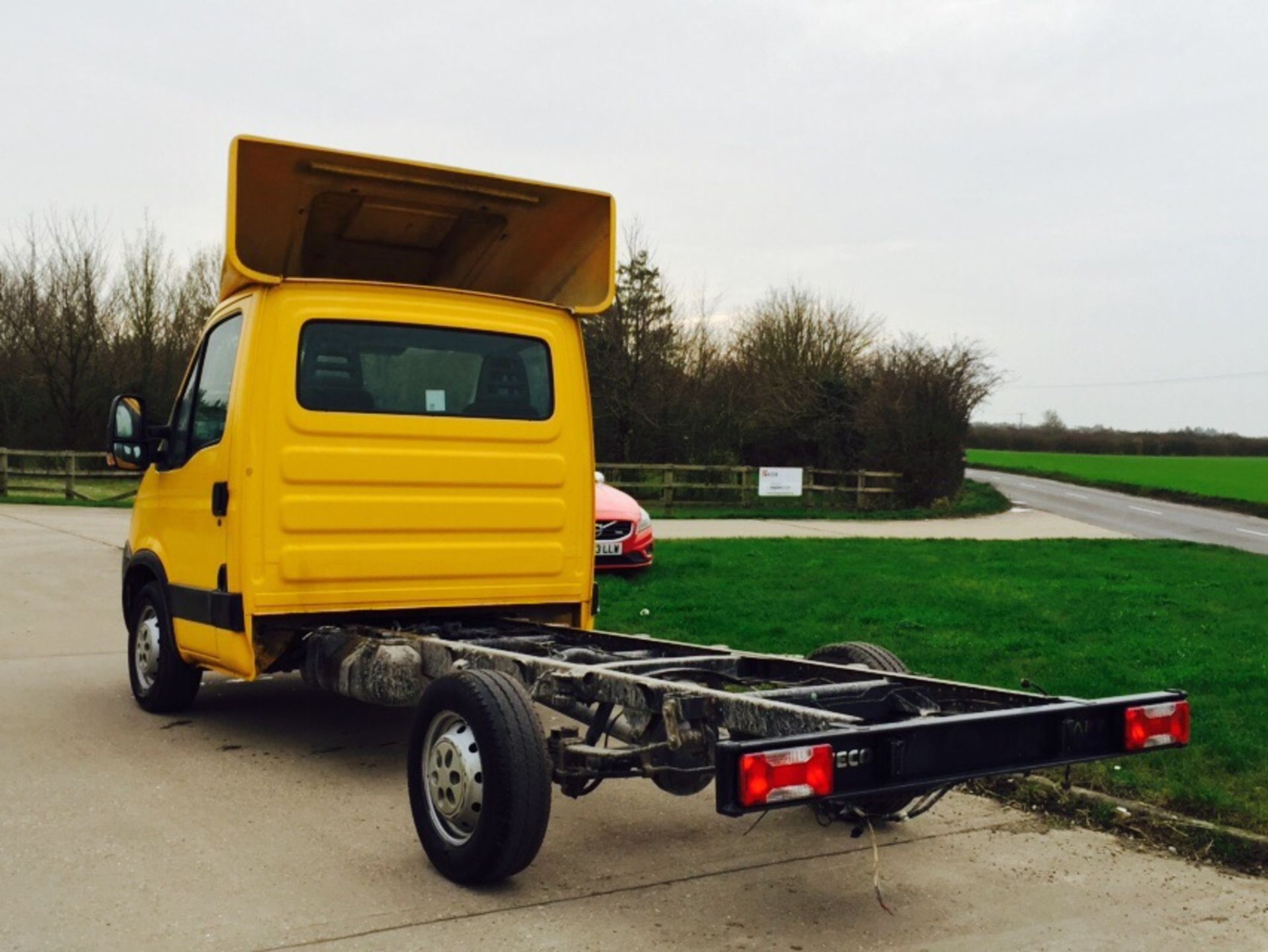 (On Sale) IVECO DAILY 2.3 35S13 **CHASSIS CAB** 2010(60) REG **PERFECT FOR A TIPPER, DROPSIDE - Image 2 of 9