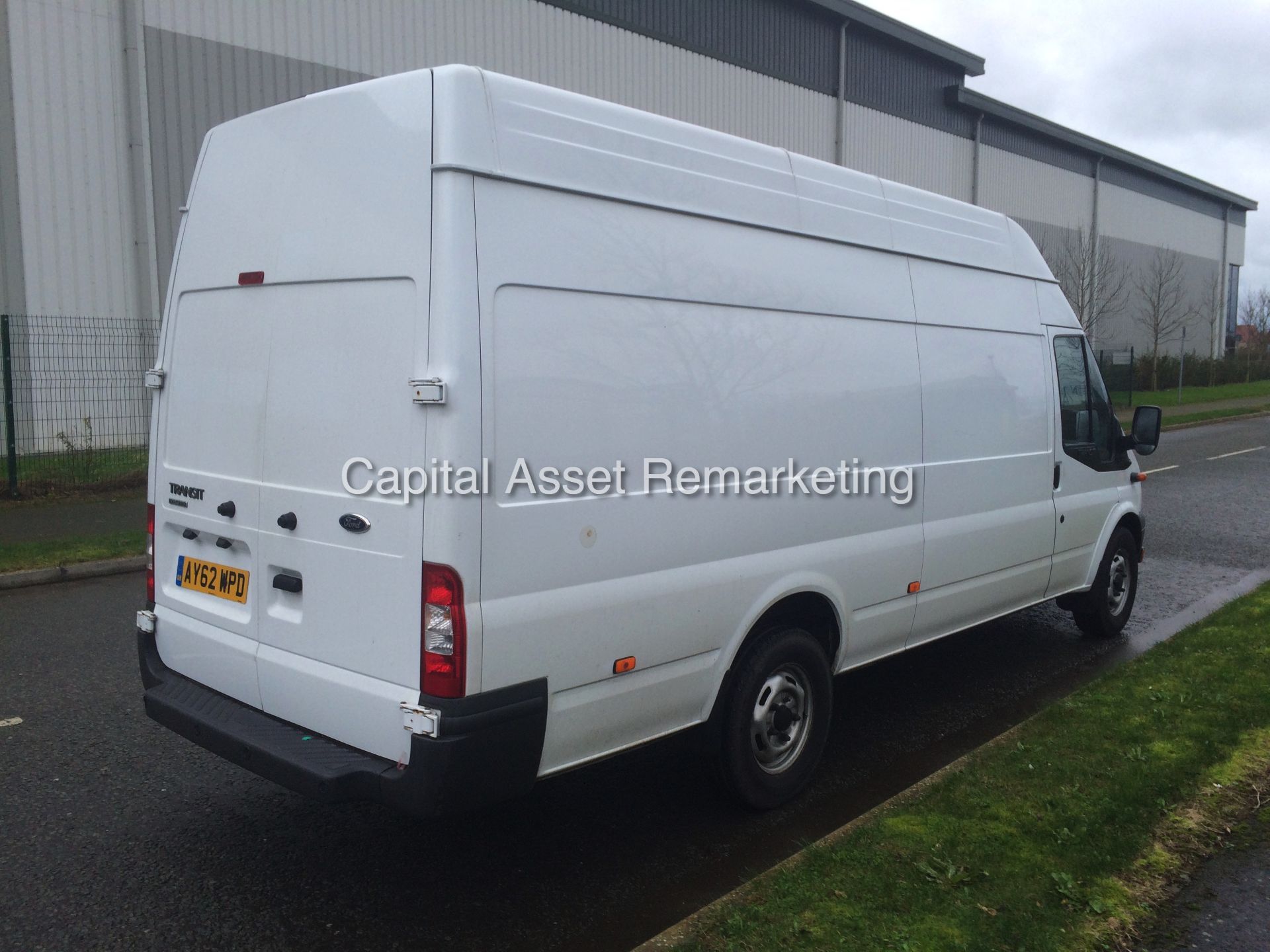 (On Sale) FORD TRANSIT T350  2.2TDCI - XTRA LWB HI TOP **JUMBO** - 62 REG - 6 SPEED -  1 OWNER - Image 6 of 13