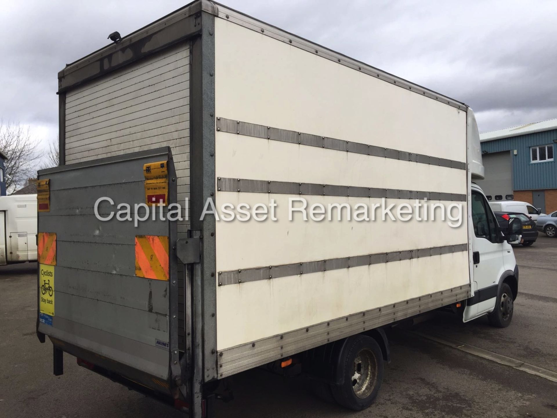 IVECO DAILY 35C12 'LWB - LUTON' (2009) 2.3 HPI - 120 BHP - CRUISE CONTROL "ELECTRIC TAIL-LIFT" - Image 9 of 14