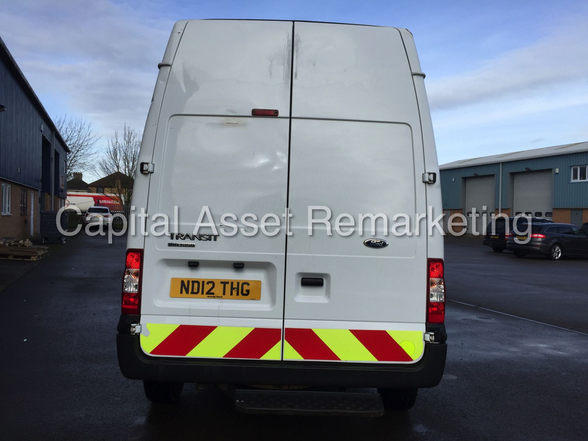 (ON SALE) FORD TRANSIT 100 T350L RWD (2012 - 12 REG) 2.2 TDCI - 100 PS - 6 SPEED 'LWB - HI ROOF' - Image 7 of 17