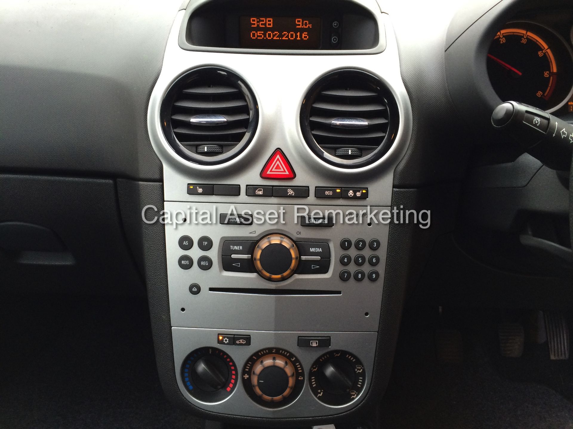 VAUXHALL CORSA CDTI 'ECOFLEX' STOP / START - 5 DOOR '13 REG' - HEATED SEATS - AC - CRUISE - BIG SPEC - Image 25 of 26