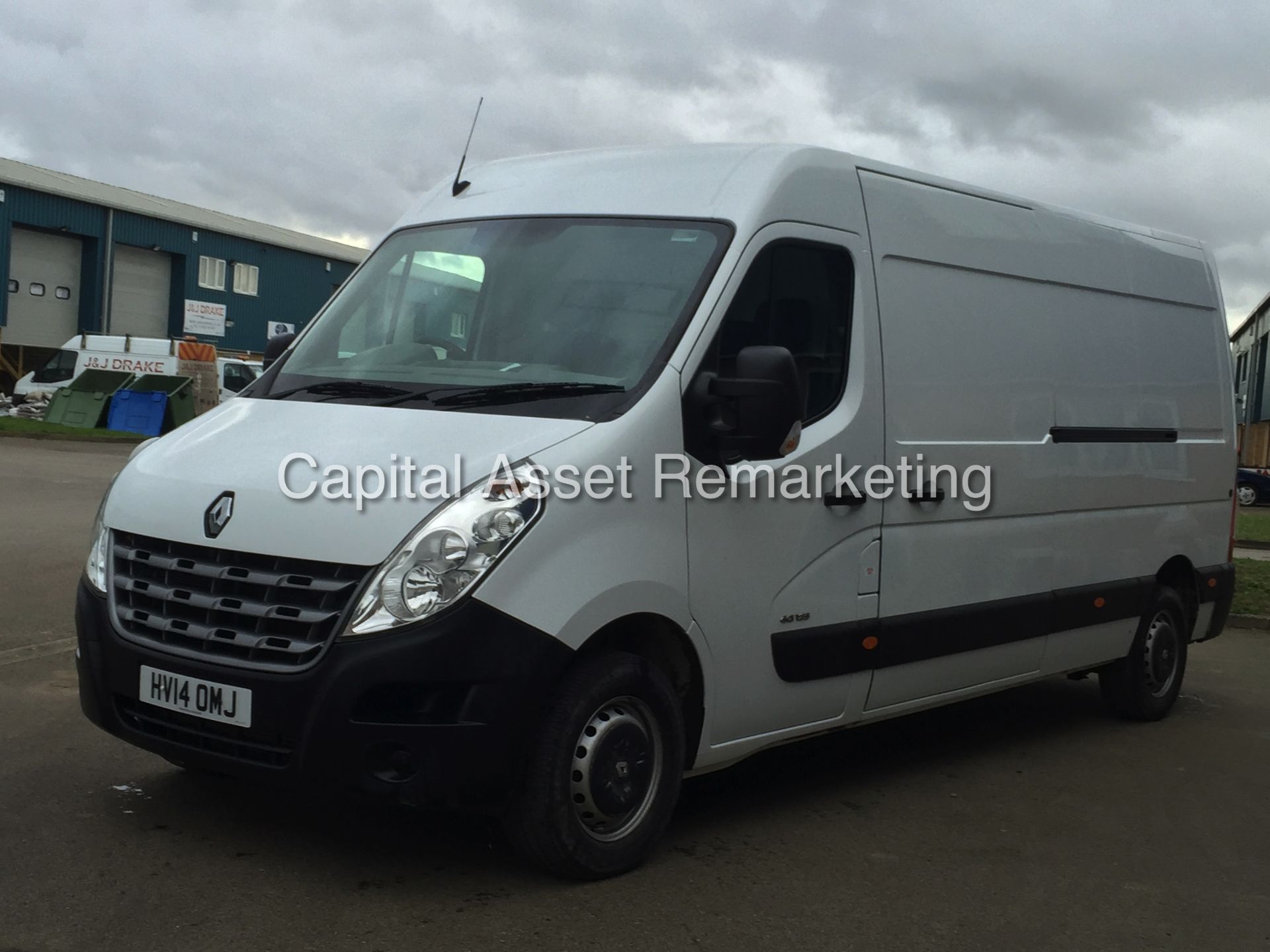 (ON SALE) RENAULT MASTER LM35 'EXTRA' (2014 - 14 REG) 2.3 DCI - 6 SPEED - AIR CON  (1 COMPANY OWNER) - Image 3 of 16