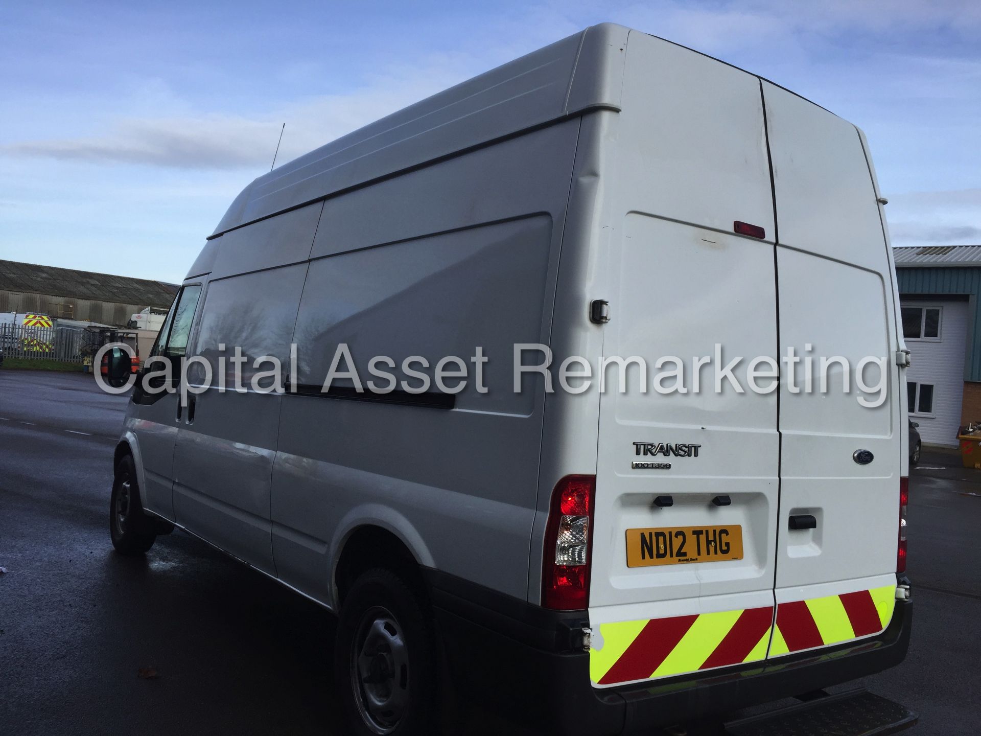 (ON SALE) FORD TRANSIT 100 T350L RWD (2012 - 12 REG) 2.2 TDCI - 100 PS - 6 SPEED 'LWB - HI ROOF' - Image 6 of 17