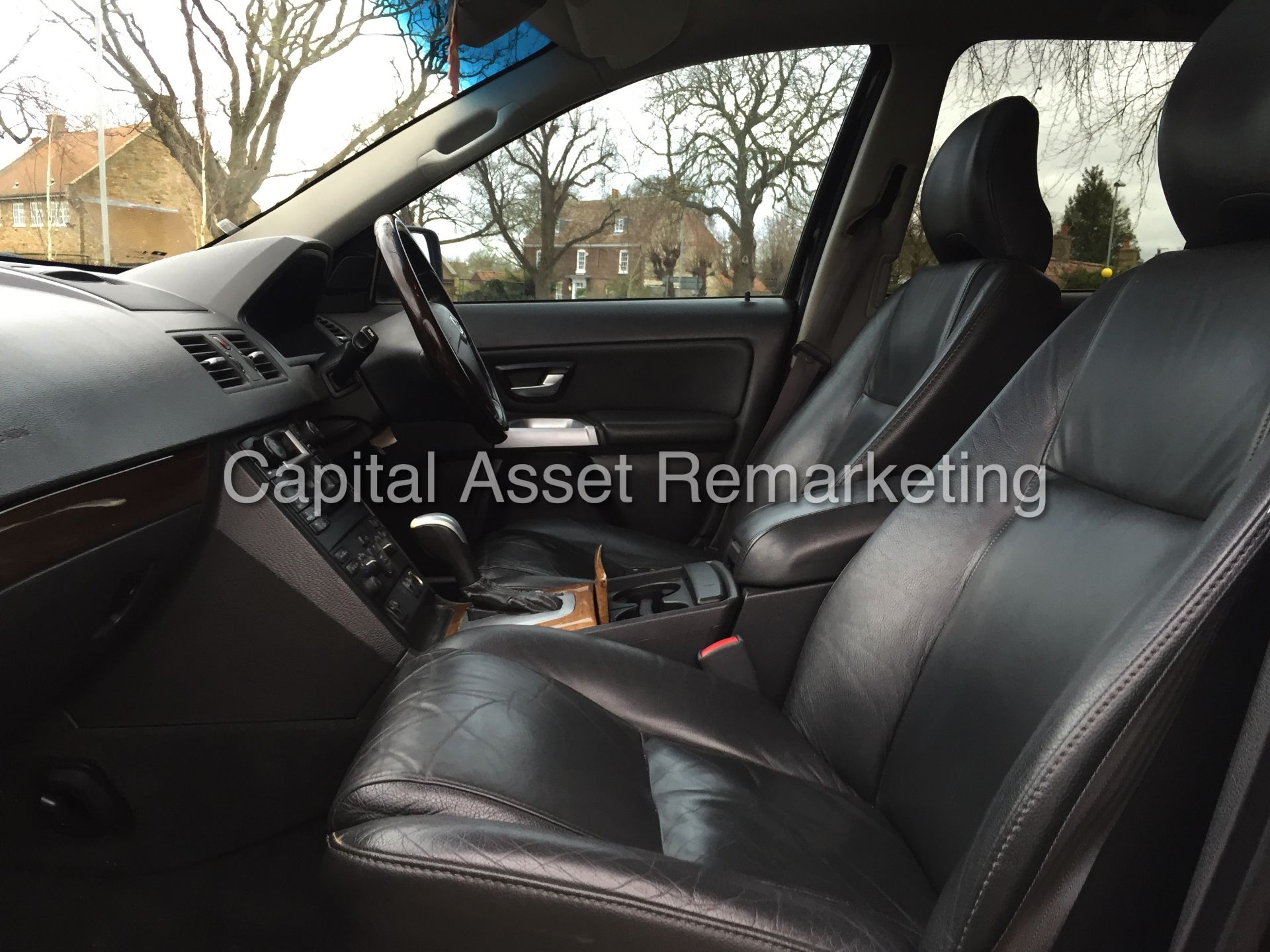 (ON SALE) VOLVO XC90 'D5' (2004 - 04 REG) AUTO - LEATHER - 7 SEATER - SAT NAV 'HUGE SPEC' - Image 22 of 24