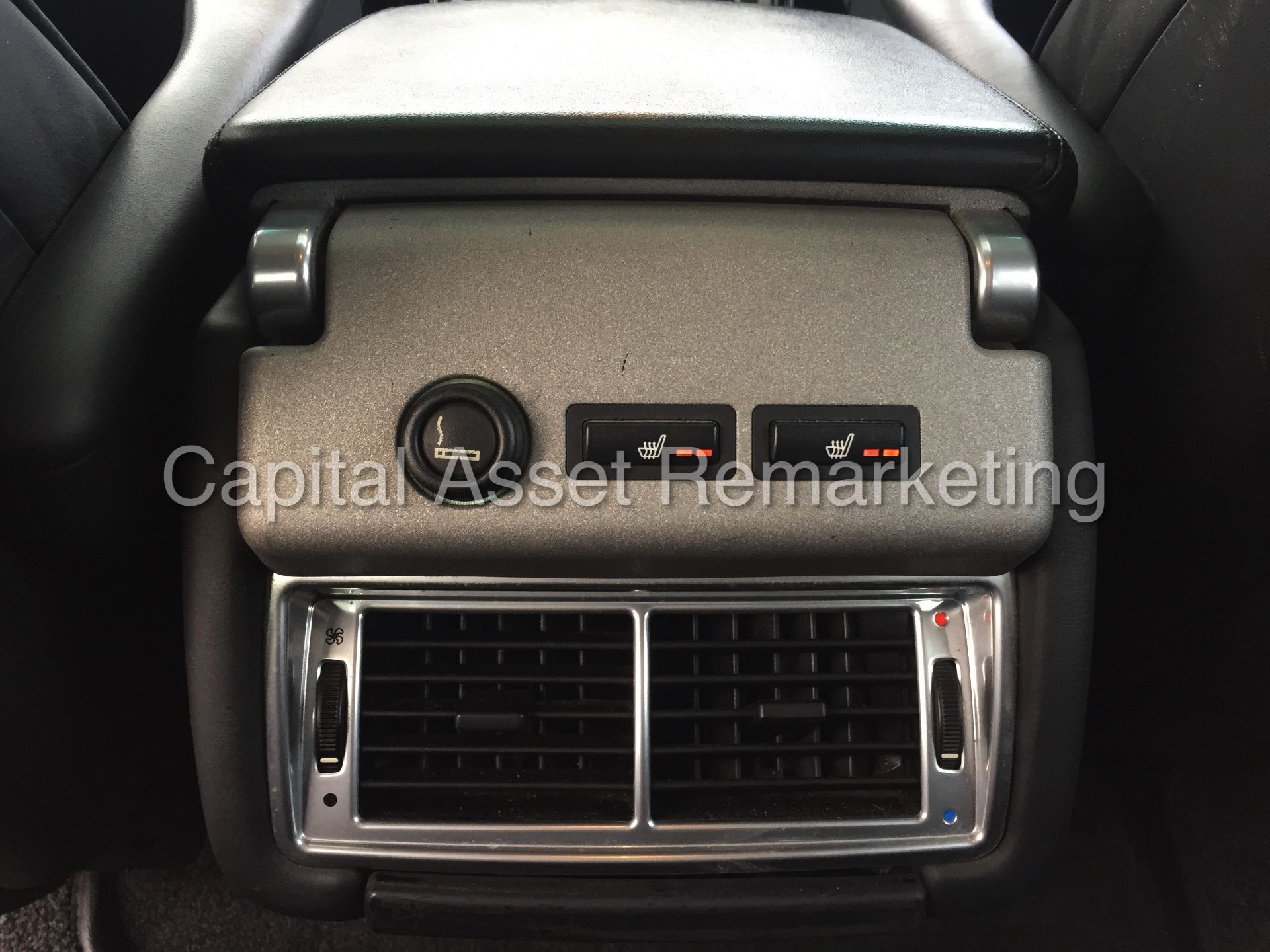 (ON SALE) RANGE ROVER VOGUE 'AUTOBIOGRAPHY' (2004 MODEL) 4.4 V8 - AUTO - LEATHER - SAT NAV  (NO VAT) - Image 22 of 30