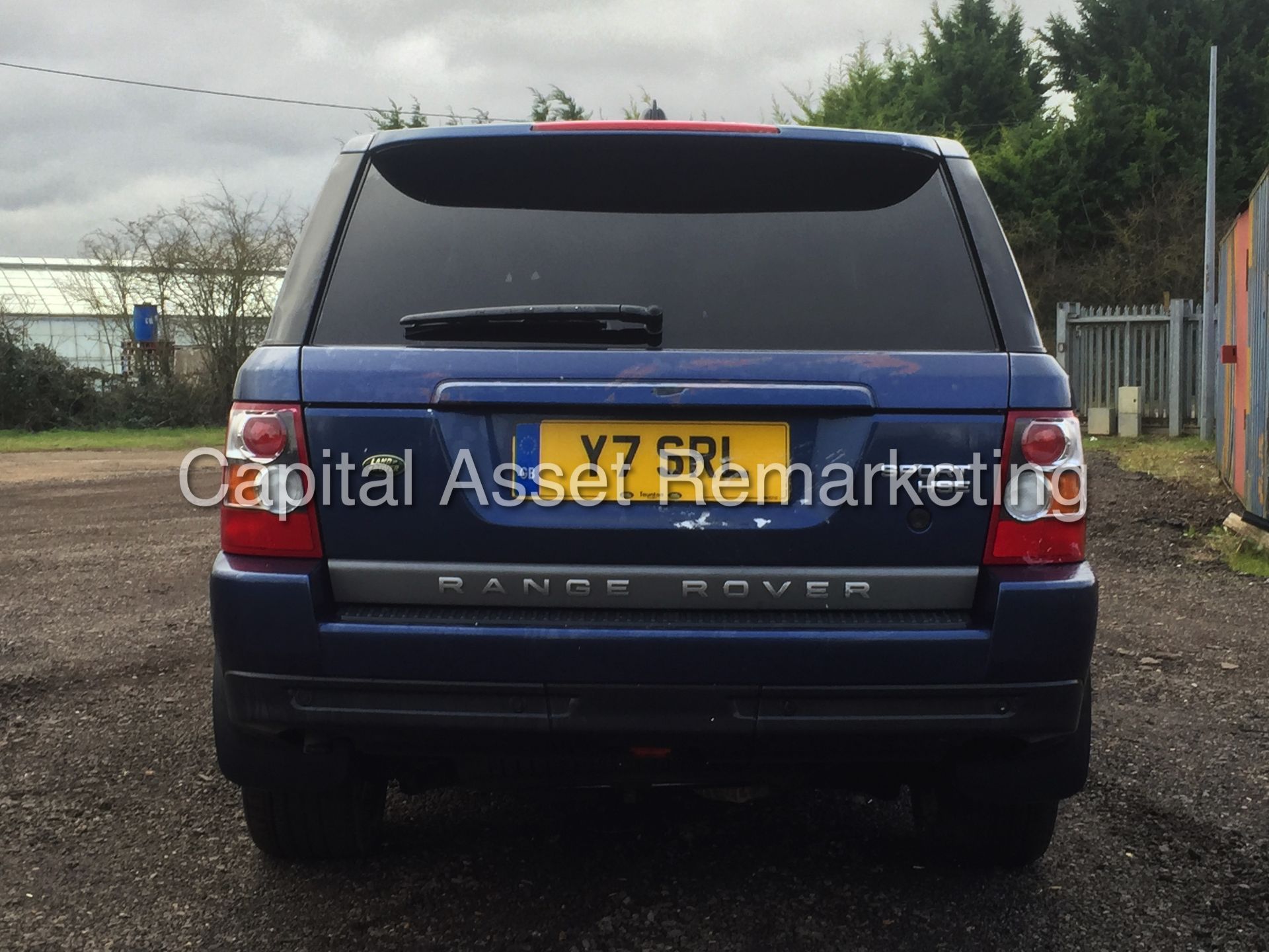 (ON SALE) RANGE ROVER SPORT 'HSE' (TDV6) - AUTO - LEATHER - SAT NAV - FRONT & REAR DVD's - Image 6 of 27