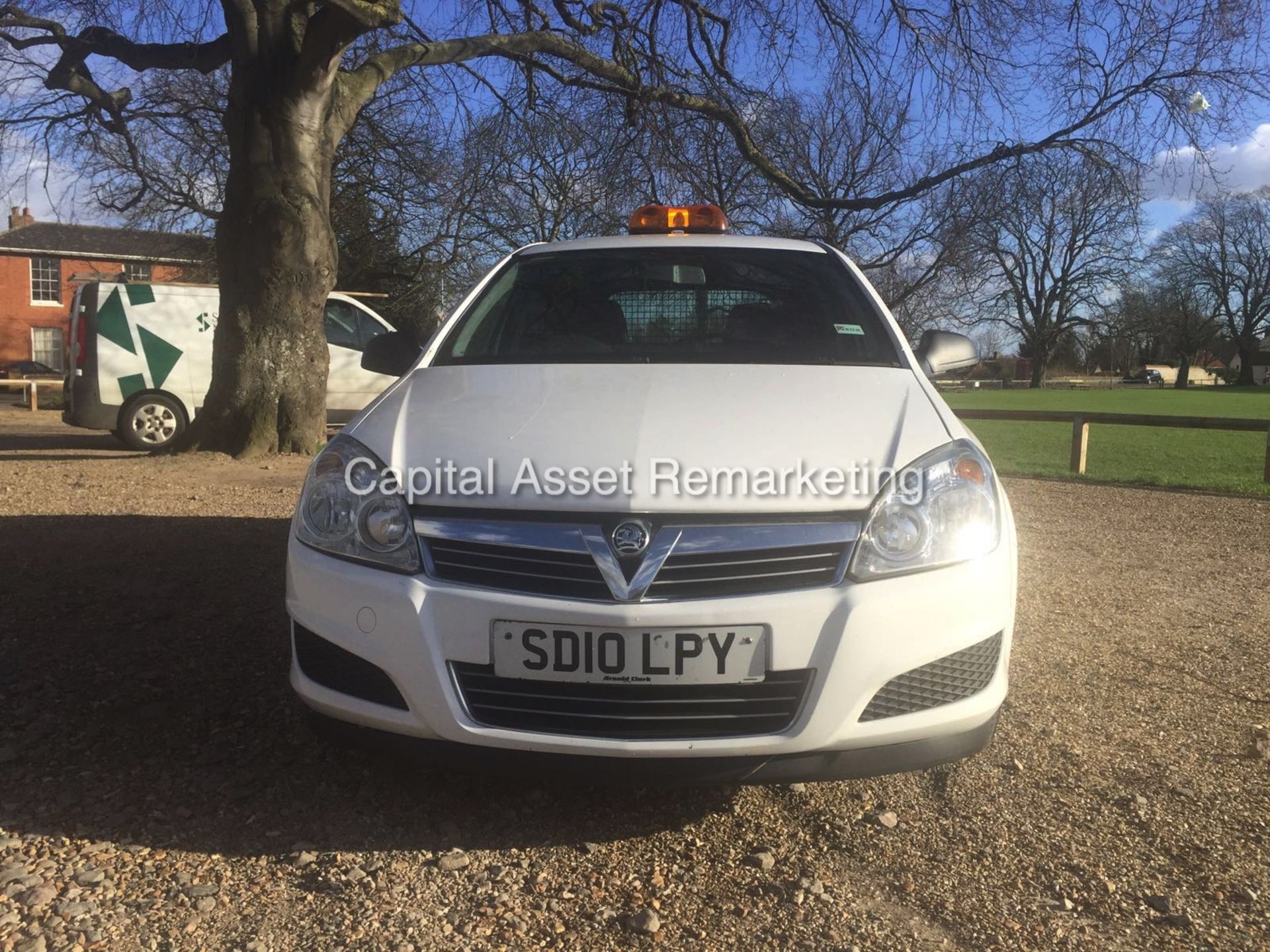 (ON SALE) VAUXHALL ASTRA 1.7CDTI "2010 - 10 REG" 1 OWNER FROM NEW - Image 2 of 12