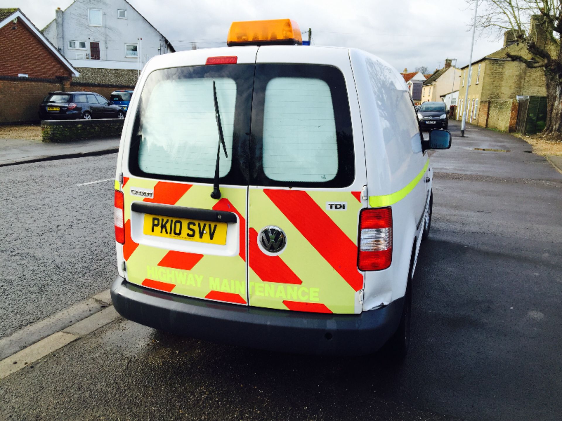 (On Sale) VW CADDY C20 TDI 104 (2010 - 10 REG) 1.9 TDI '104 PS' **FULL HISTORY** (1 OWNER FROM NEW) - Image 8 of 12