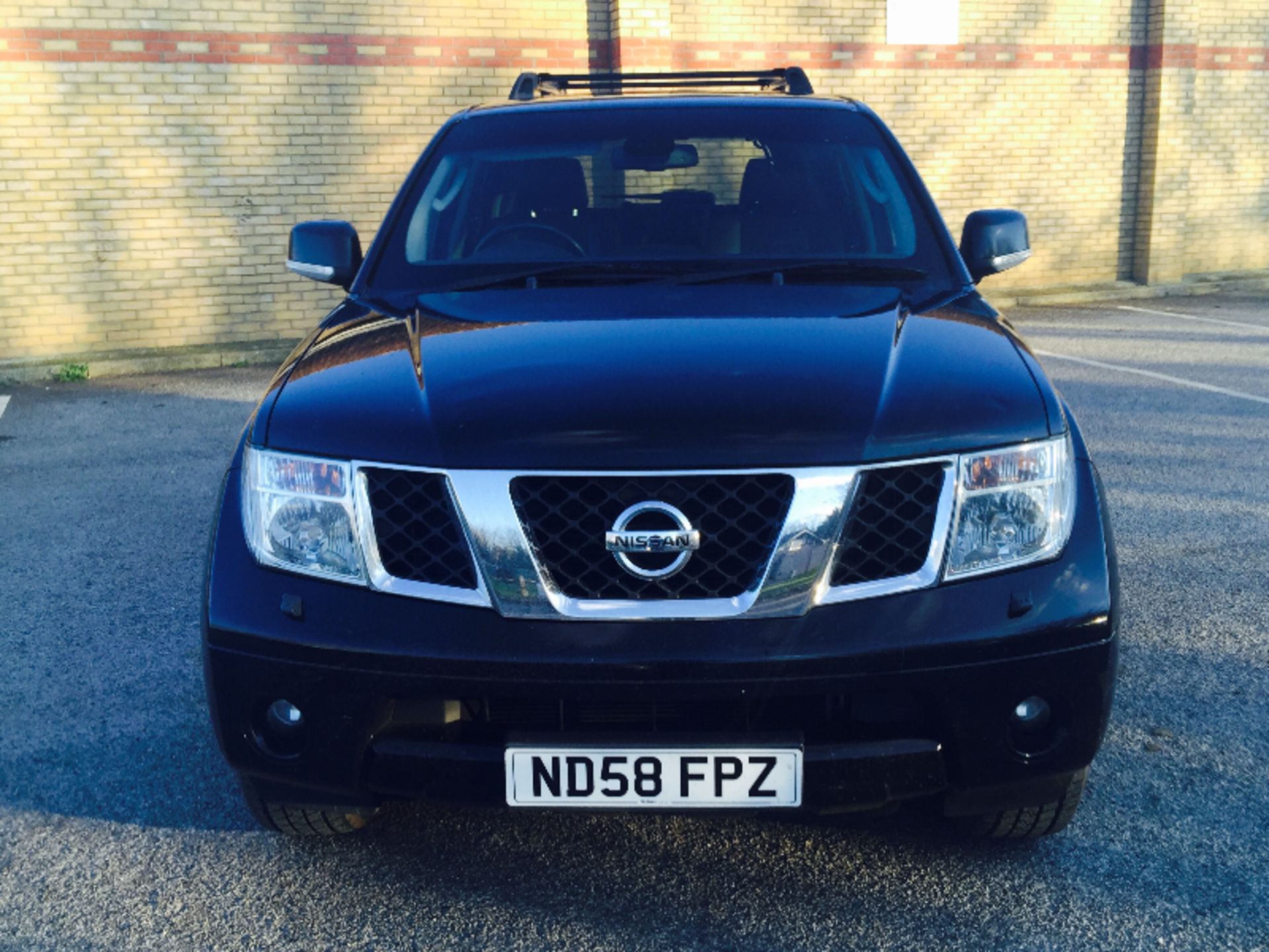 (ON SALE) NISSAN PATHFINDER 'MAMMOTH' (2009 MODEL) '7 SEATER - LEATHER - SAT NAV - HUGE SPEC' - Image 2 of 14