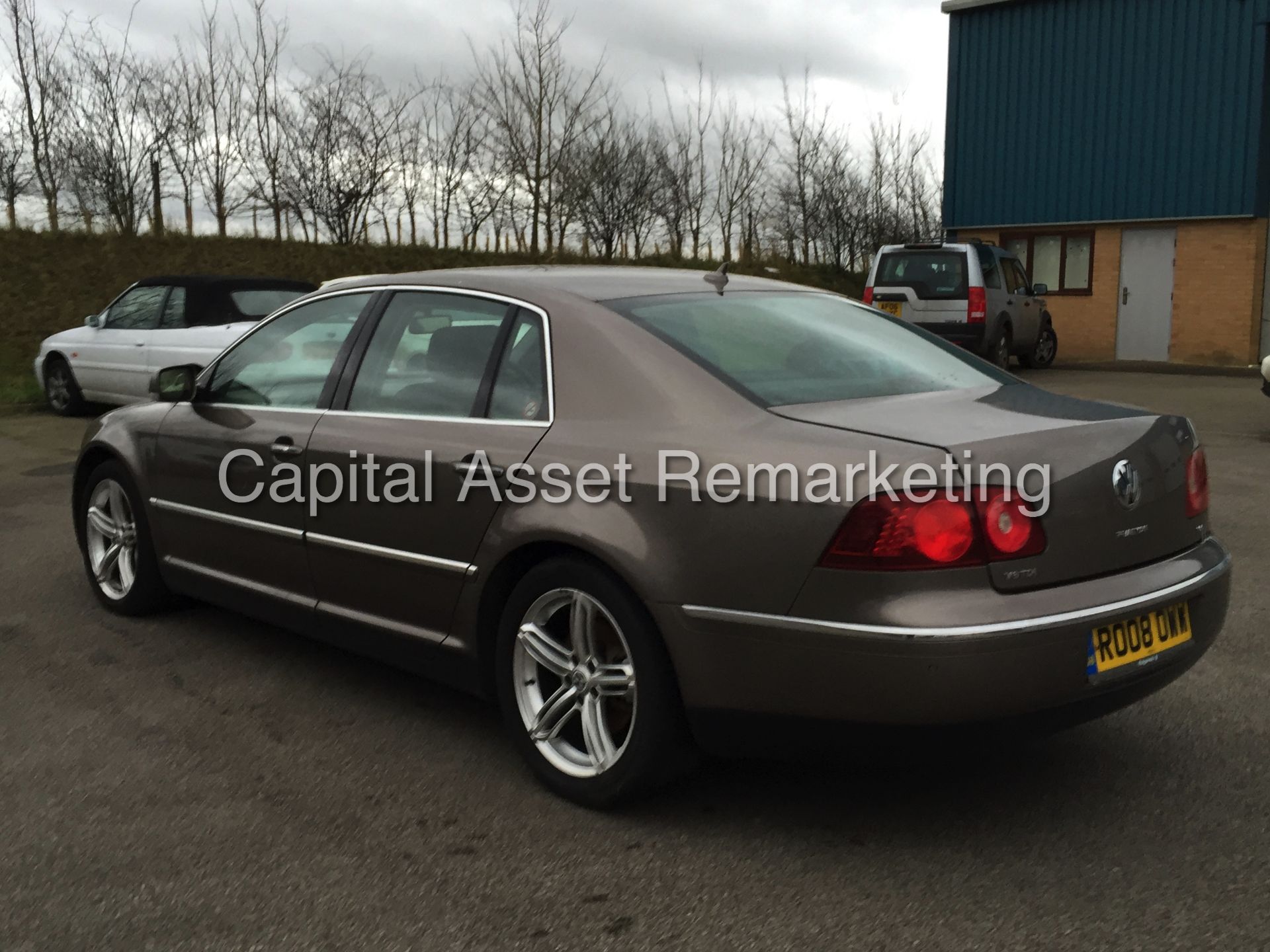 (ON SALE) VOLKSWAGEN PHAETON V6 TDI '4 MOTION' (2008) 3.0 TDI - AUTO - LEATHER - SAT NAV 'HUGE SPEC - Image 5 of 23