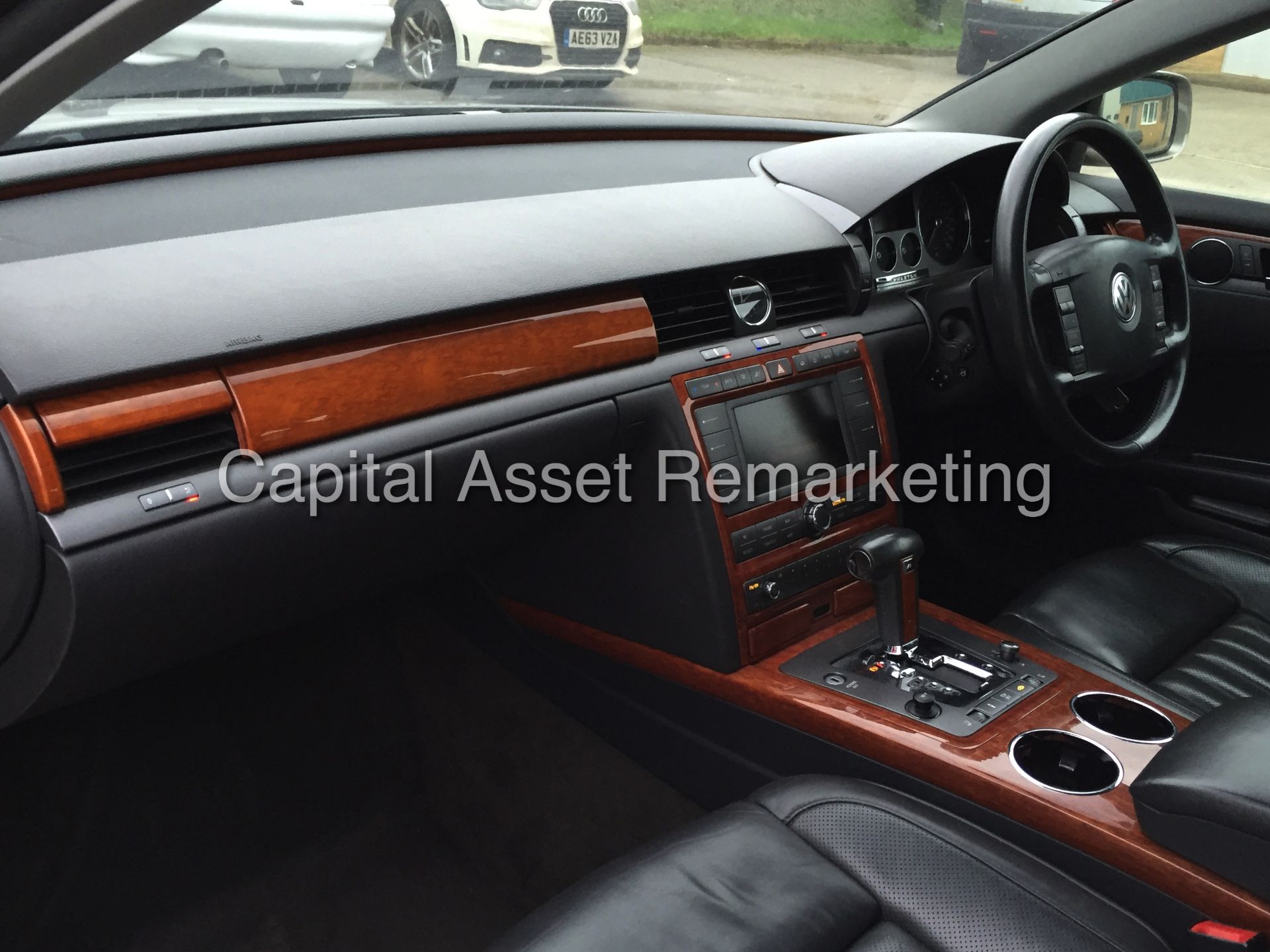 (ON SALE) VOLKSWAGEN PHAETON V6 TDI '4 MOTION' (2008) 3.0 TDI - AUTO - LEATHER - SAT NAV 'HUGE SPEC - Image 17 of 23