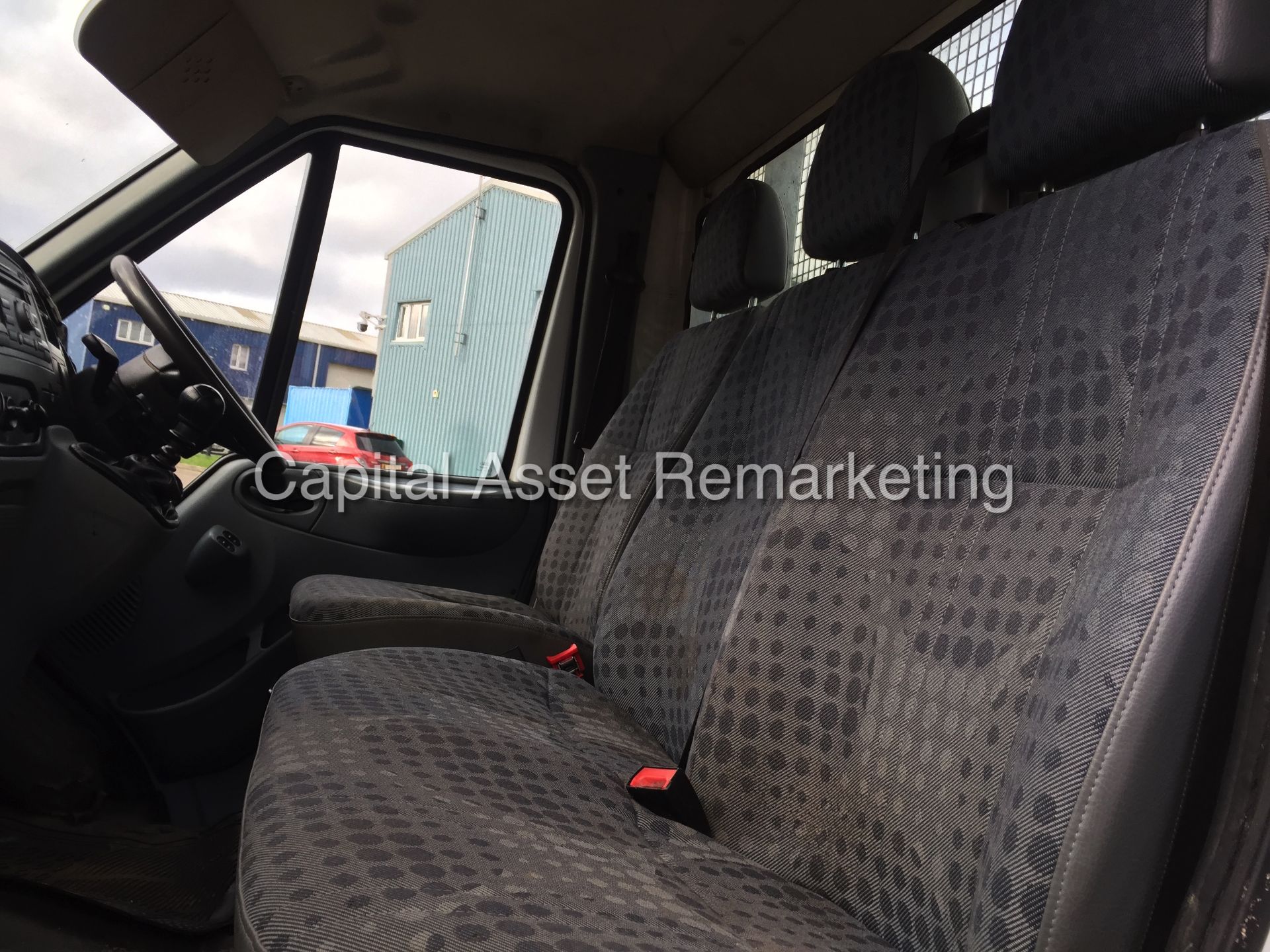 FORD TRANSIT 115 T350M 'TIPPER' (2010 MODEL) 2.4 TDCI - 115 PS - 6 SPEED  (1 COMPANY OWNER) - Image 14 of 16