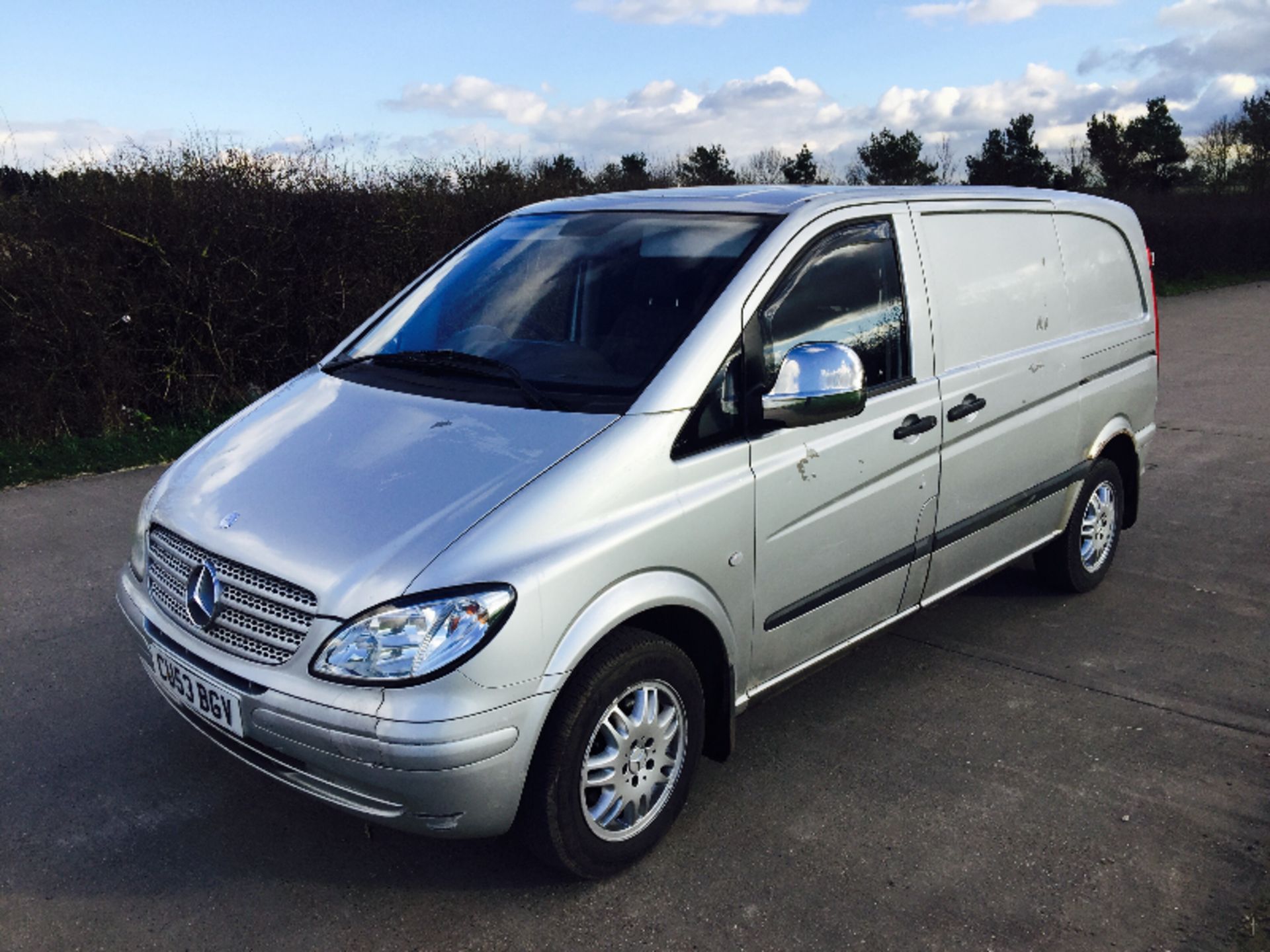 (On Sale) MERCEDES VITO '115 CDI' (2004 MODEL) 'NEW SHAPE' 150 BHP - 6 SPEED  (NO VAT - SAVE 20%) - Image 2 of 13