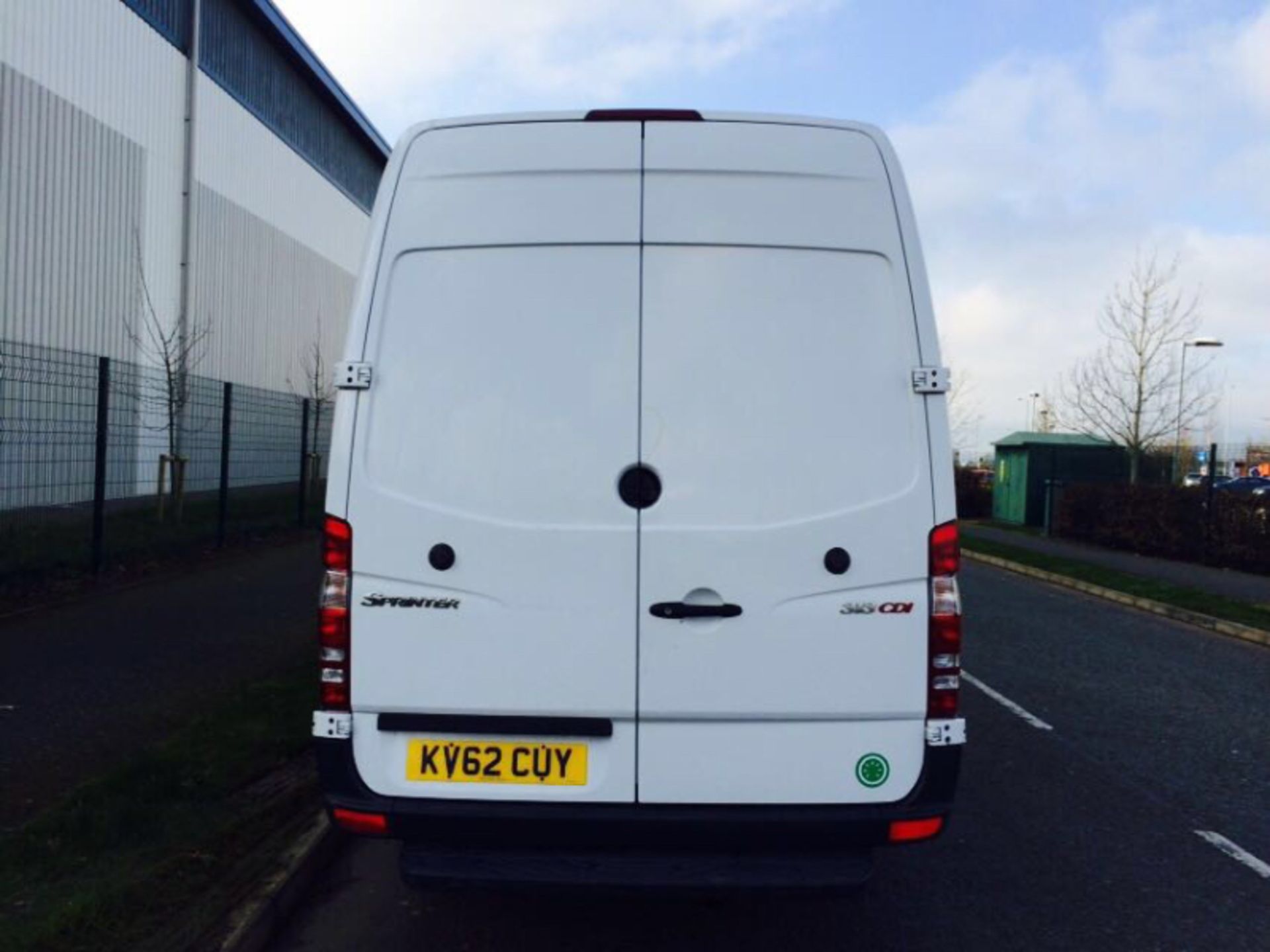 MERCEDES SPRINTER '313CDI - 130BHP' (2013 MODEL) CRUISE CONTROL - ELEC PACK - FSH - 1 OWNER FROM NEW - Image 4 of 17