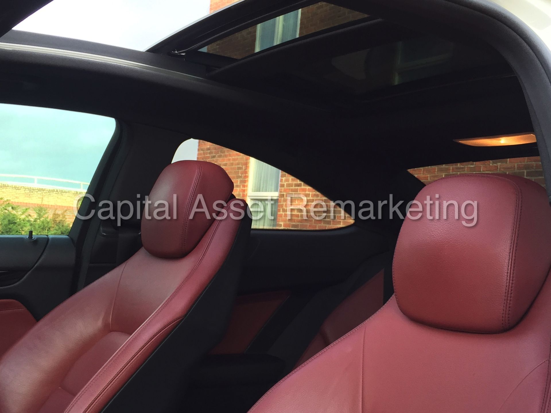 (ON SALE)MERCEDES-BENZ 'C63 EDITION' (2011) AUTO - LEATHER - SAT NAV - PAN ROOF Big spec (NO VAT !!) - Image 16 of 27