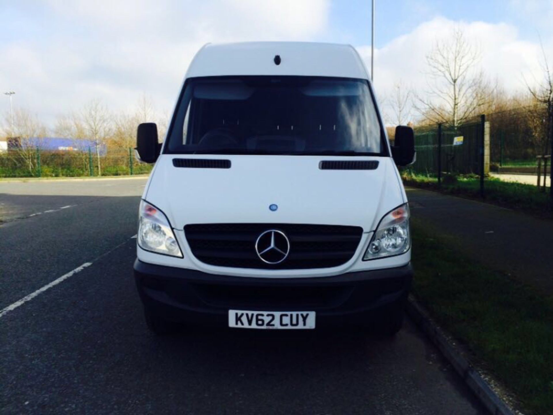 MERCEDES SPRINTER '313CDI - 130BHP' (2013 MODEL) CRUISE CONTROL - ELEC PACK - FSH - 1 OWNER FROM NEW - Image 7 of 17