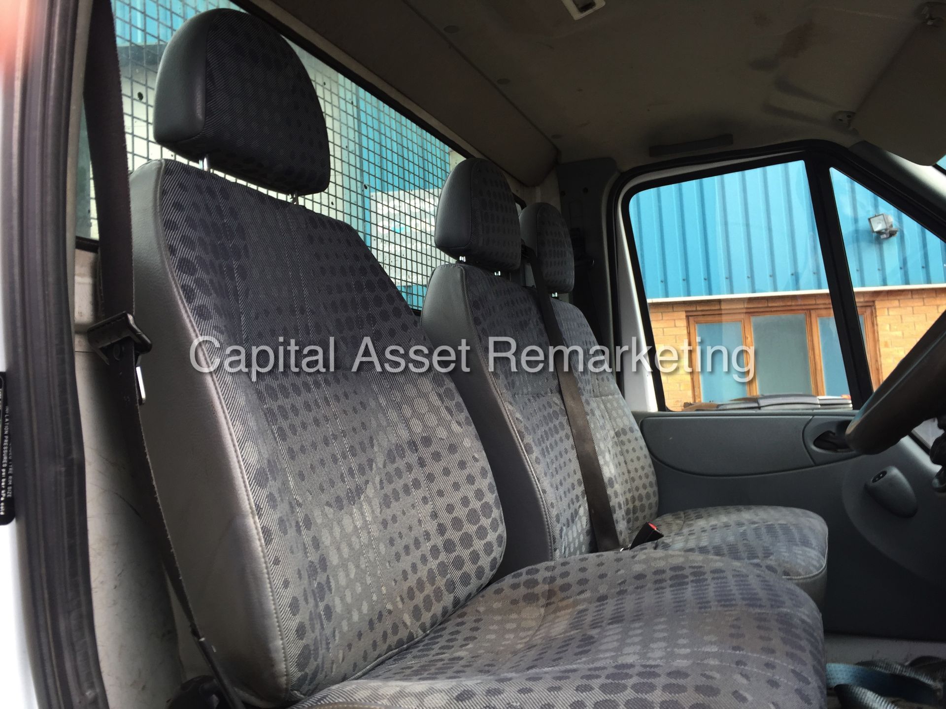 FORD TRANSIT 115 T350M 'TIPPER' (2010 MODEL) 2.4 TDCI - 115 PS - 6 SPEED  (1 COMPANY OWNER) - Image 12 of 16