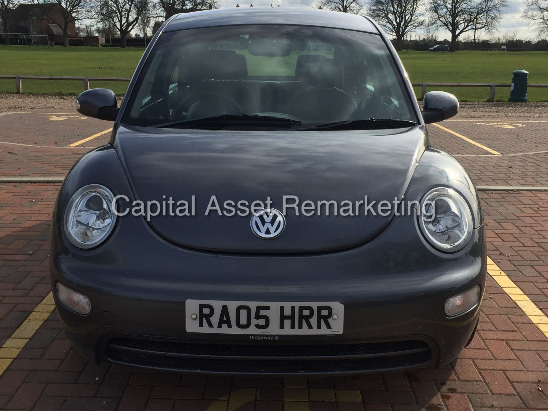 VW BEETLE 1.9 TDI (2005 - 05 REG) TDI 'DIESEL' - 5 SPEED - AIR CON - 50 MPG+ (NO VAT - SAVE 20%) - Image 3 of 17