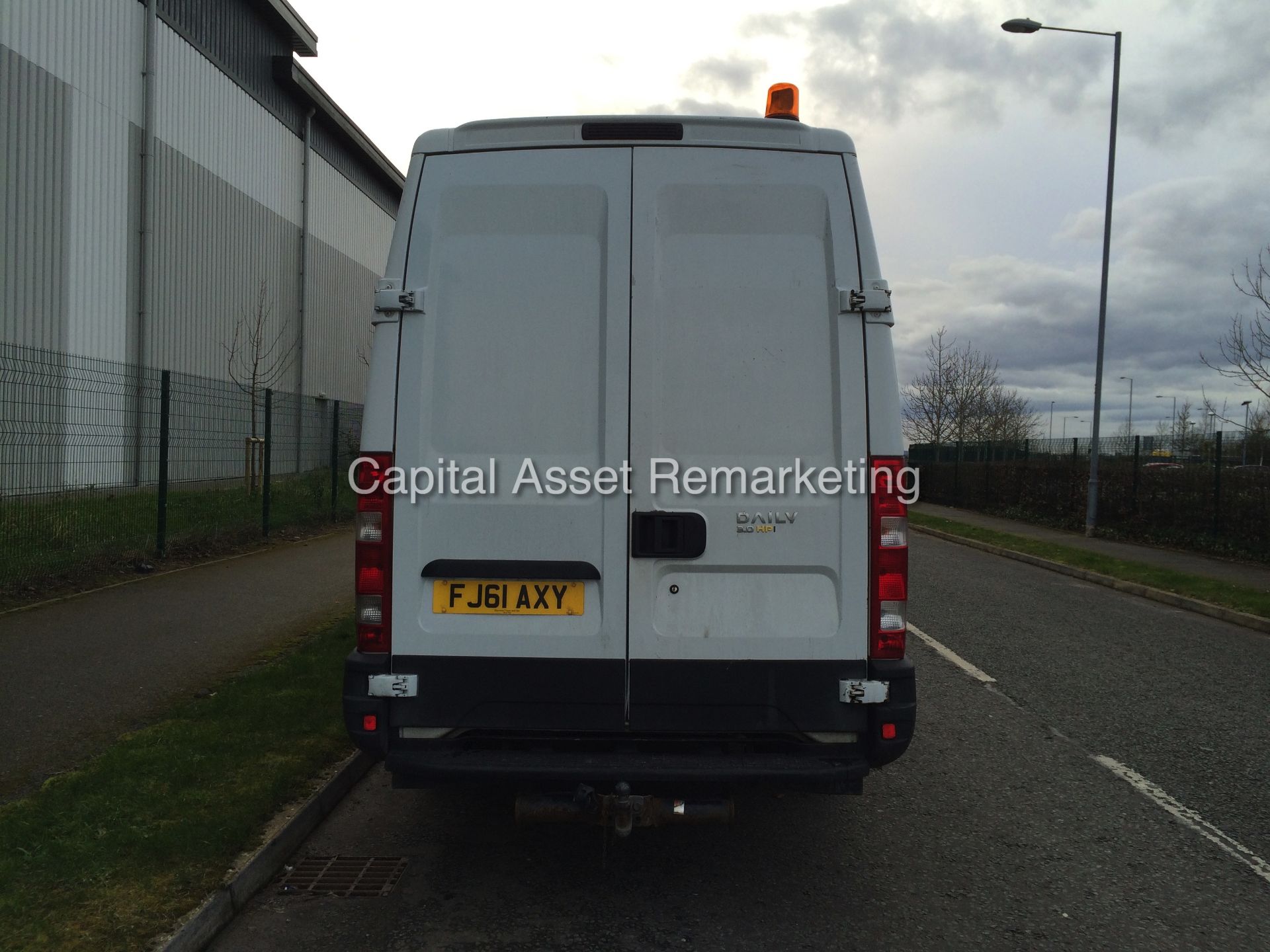 (ON SALE) IVECO DAILY 3.0LTR 50C15 HPI "150BHP - 6 SPEED" (2012 MODEL) FITTED WATER JETTING SYSTEM - Image 6 of 25