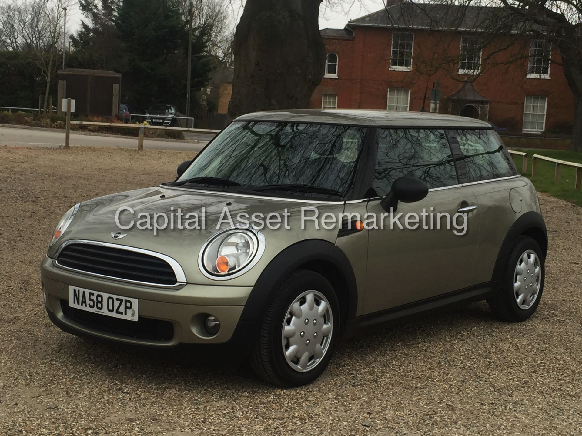 (ON SALE) MINI 'ONE EDITION' (2009 MODEL) 'PETROL' - 6 SPEED - STOP / START 'GENUINE LOW MILES' - Image 4 of 23