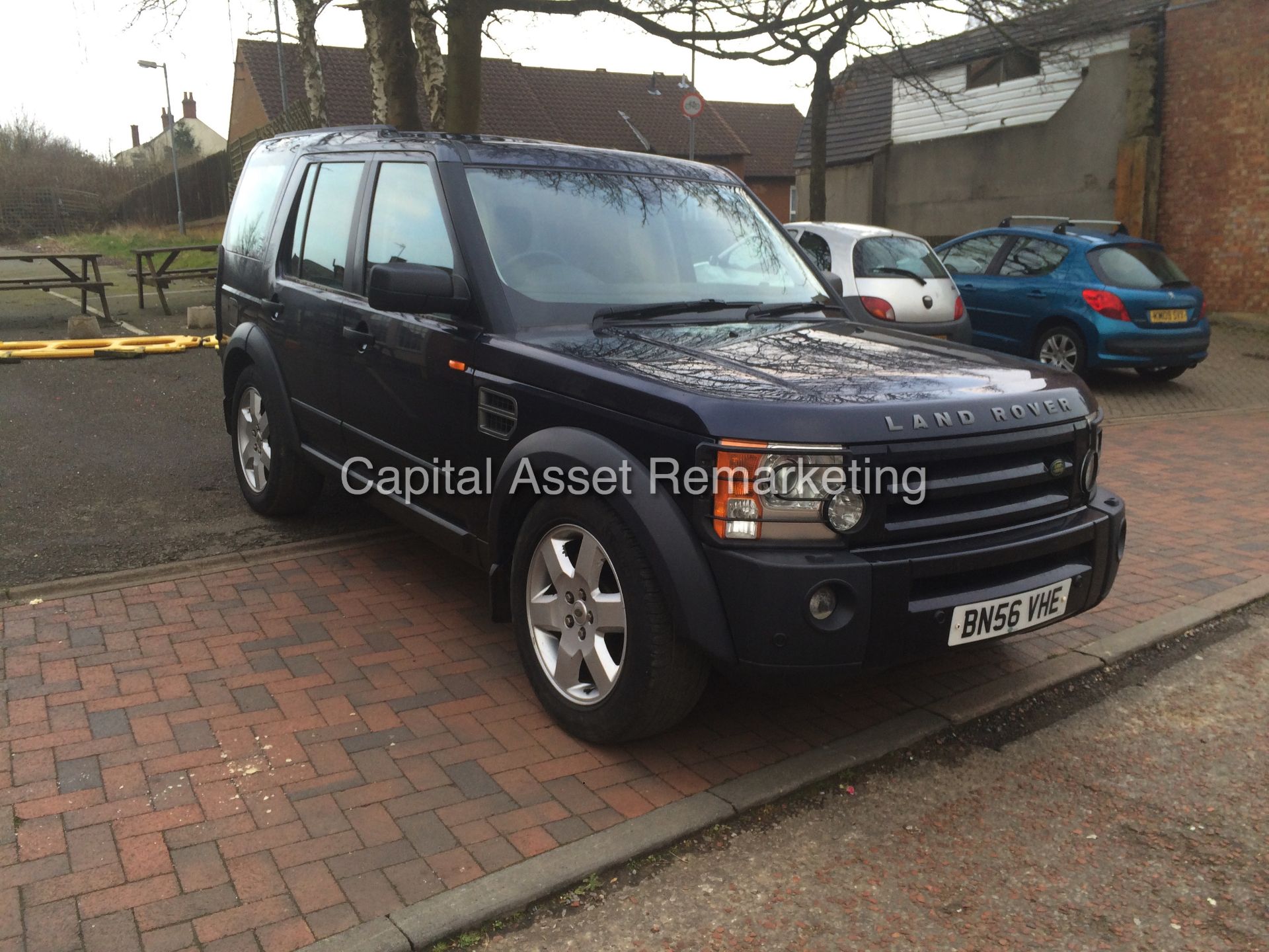 (ON SALE) LAND ROVER DISCOVERY 3 "HSE - AUTO" 7 SEATER (2007 MODEL) SAT NAV - LEATHER - NO VAT - Image 3 of 20
