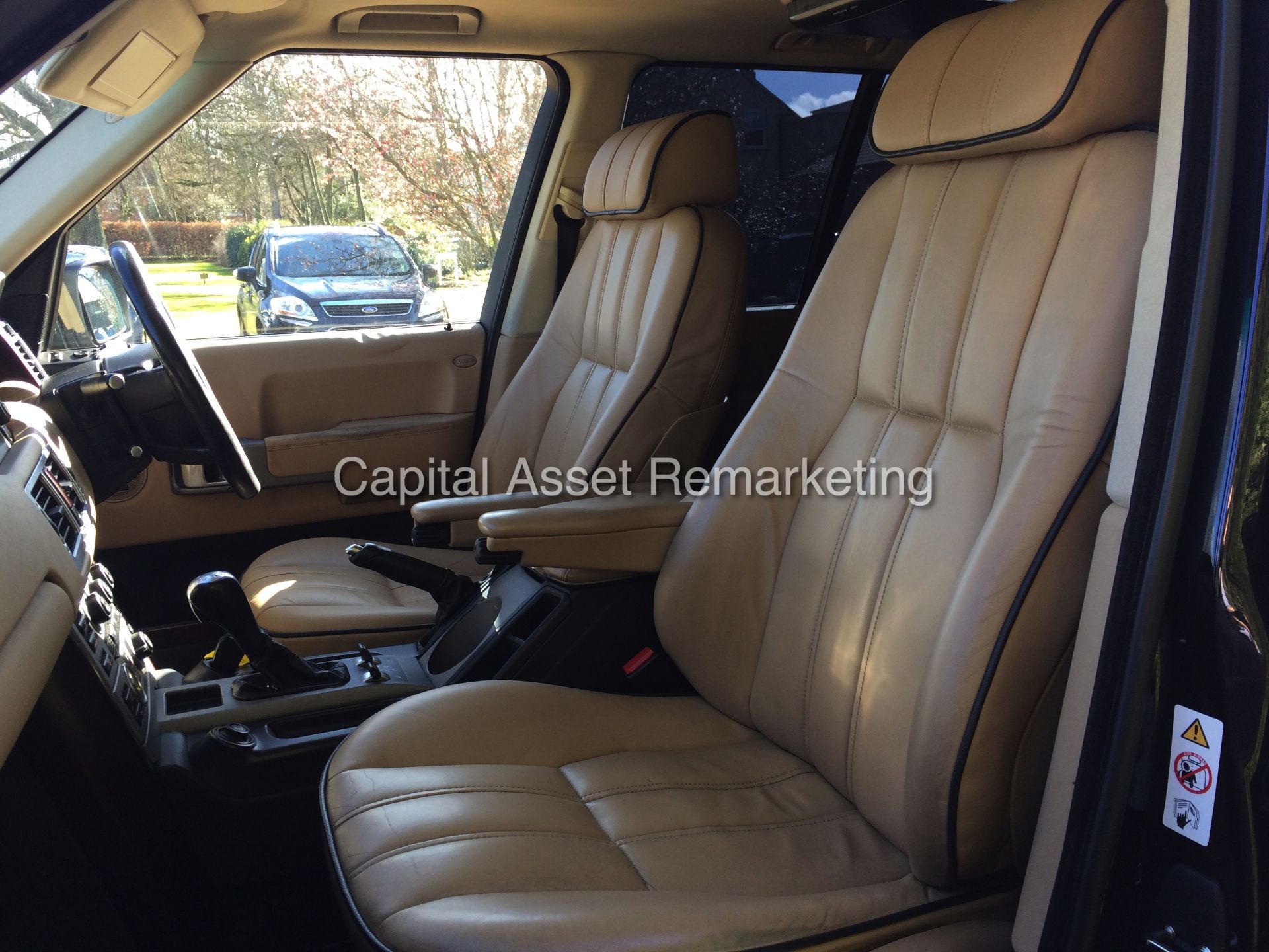 RANGE ROVER "VOGUE - BLACK EDITION" (2007 MODEL) SAT NAV - LEATHER - MASSIVE SPEC - NO VAT !!! - Image 15 of 26