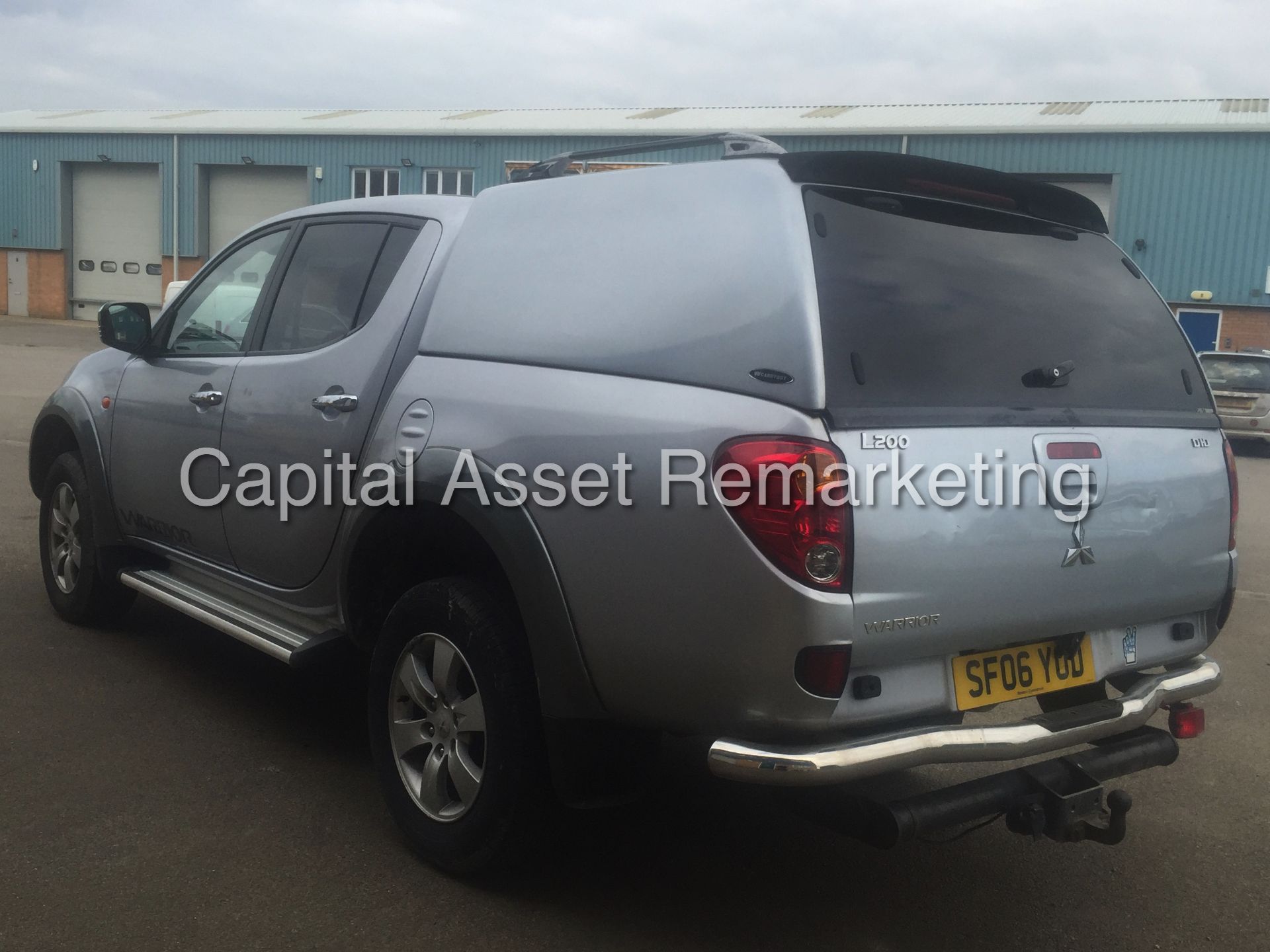 MITSUBISHI L200 'WARRIOR' (2006 - 06 REG) DOUBLE CAB PICK-UP '4x4 - 2.5 DI-D - LEATHER - AIR CON' - Image 6 of 24