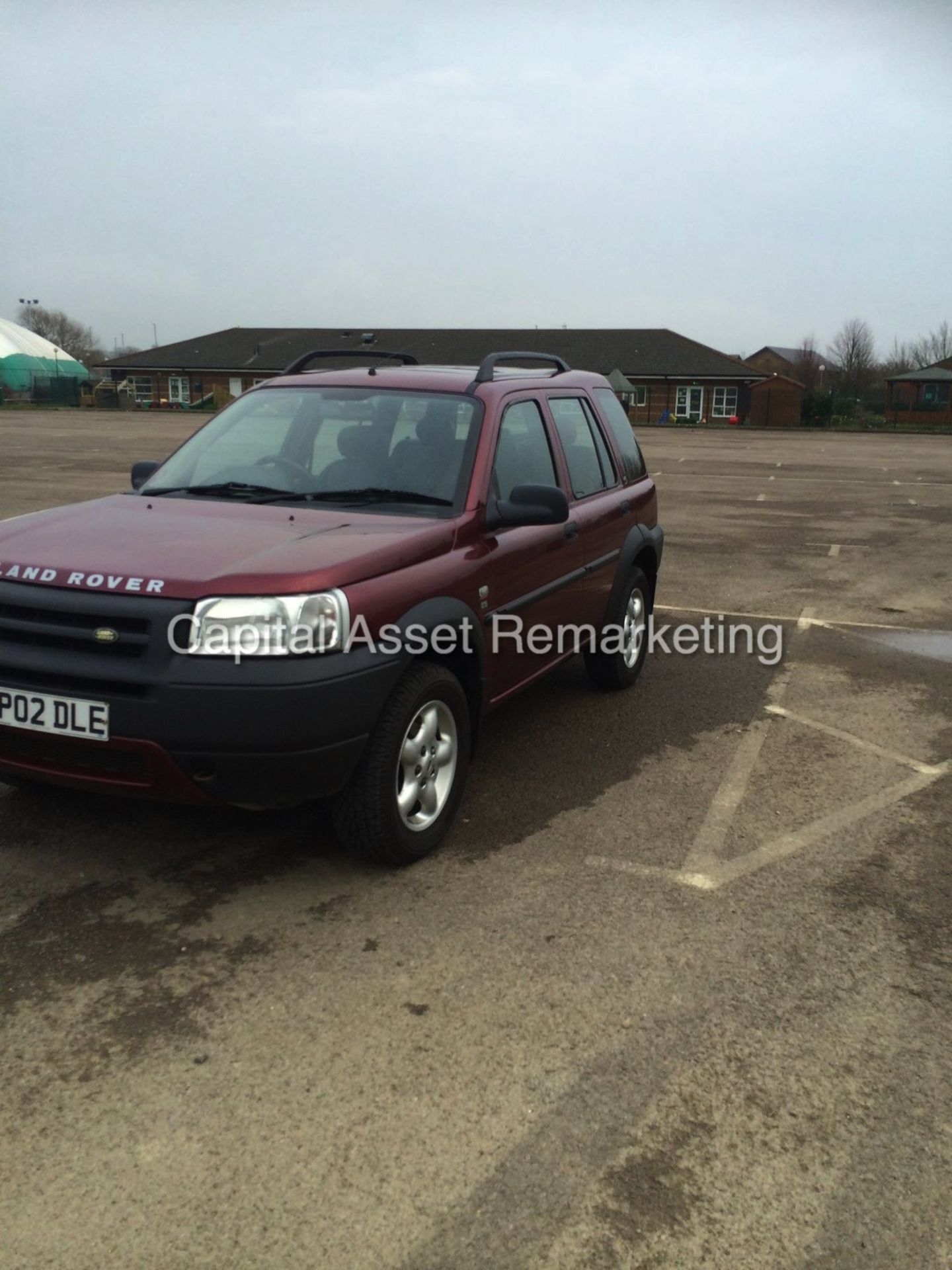 LAND ROVER FREELANDER TD4 "ES - AUTO" 5 DOOR - HIGH SPEC - LEATHER INTERIOR - AIR CON-NO VAT TO PAY - Image 2 of 12