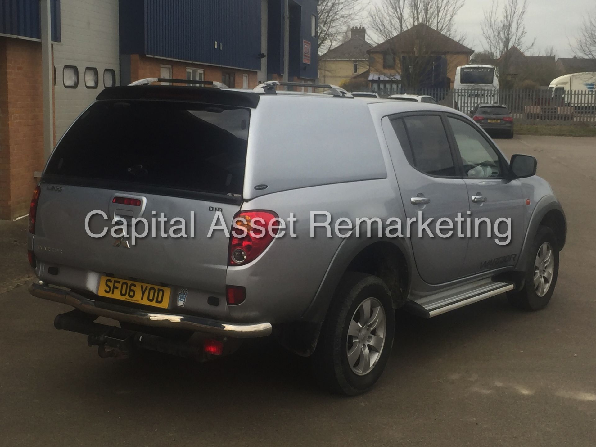 MITSUBISHI L200 'WARRIOR' (2006 - 06 REG) DOUBLE CAB PICK-UP '4x4 - 2.5 DI-D - LEATHER - AIR CON' - Image 8 of 24