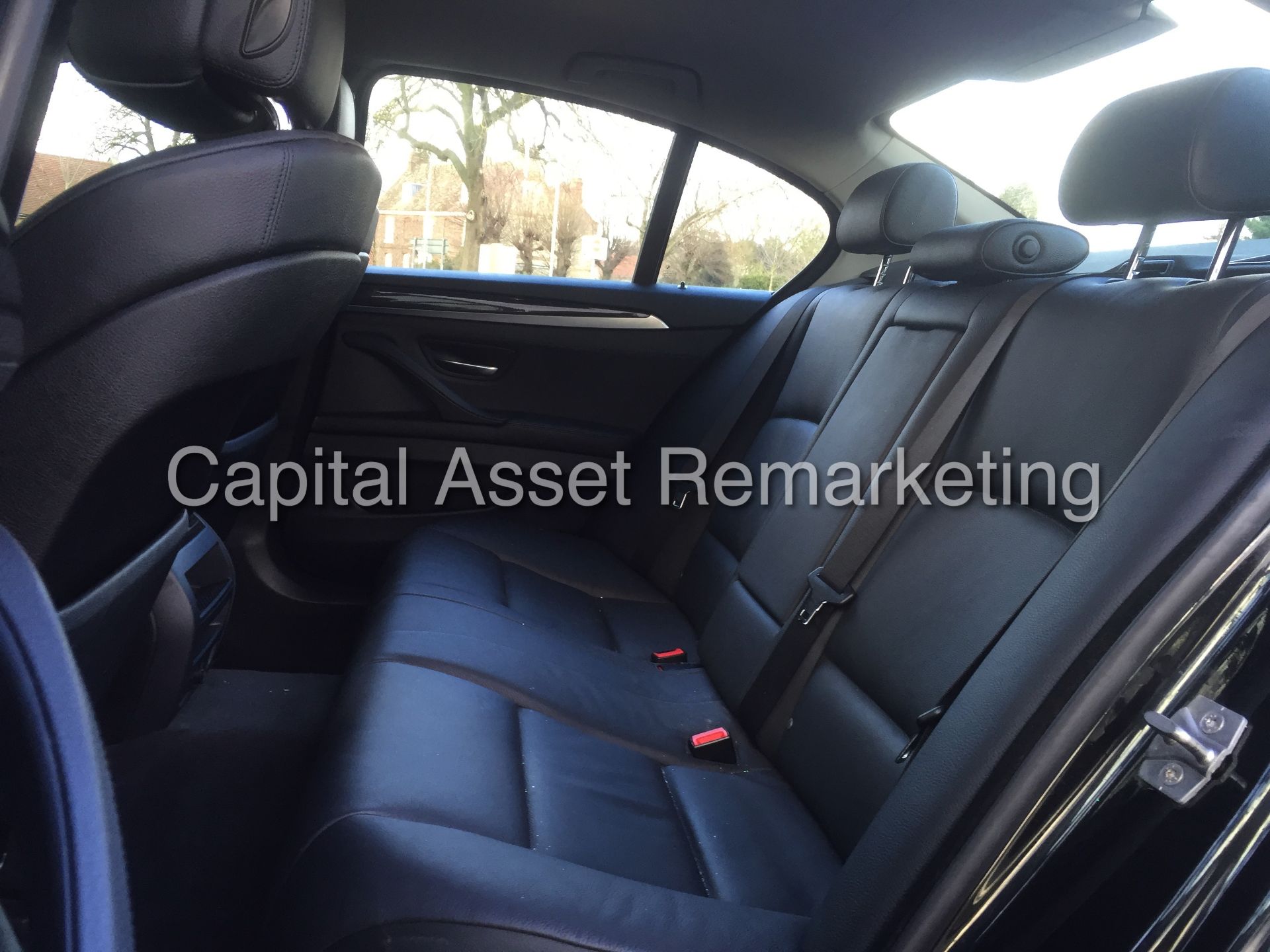 (ON SALE) BMW 520 D (2012 MODEL) 4 DOOR SALOON - STOP / START 'MASSIVE SPEC' (NO VAT TO PAY) - Image 15 of 22